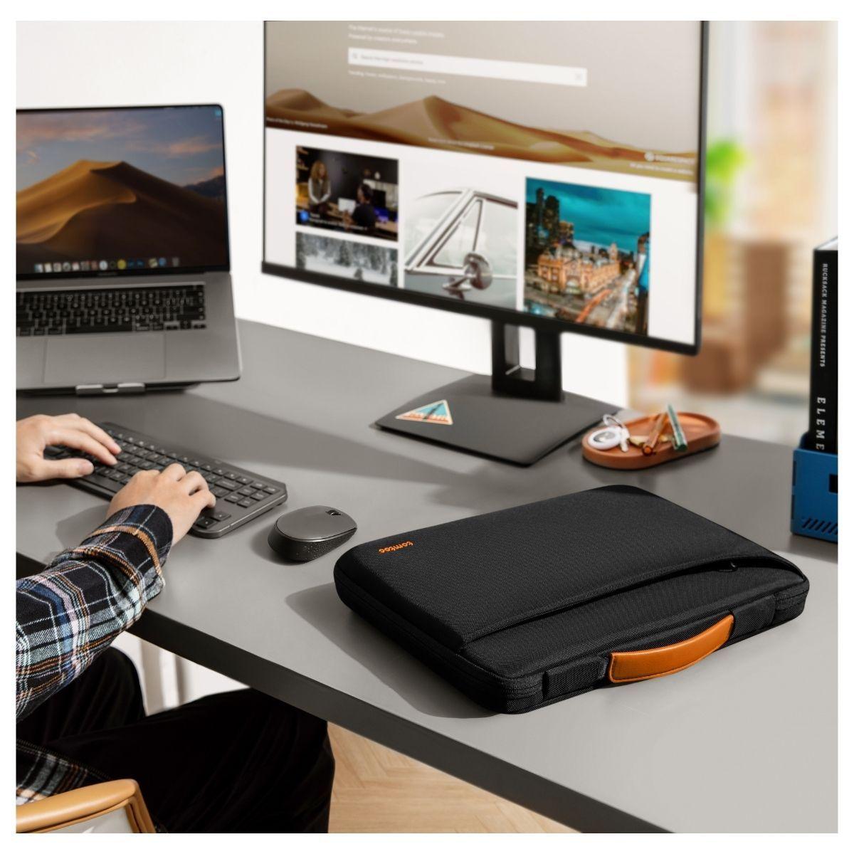 Tomtoc Maletín Defender-A22 Macbook Air/Pro 13" - Negro-7
