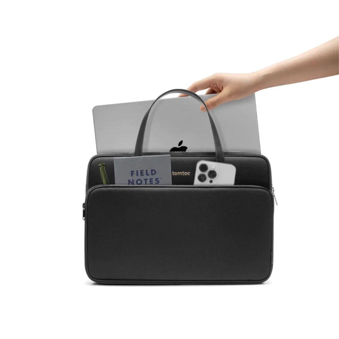 Tomtoc Maletín Premium H21 para Macbook Pro de 16" - Negro-1