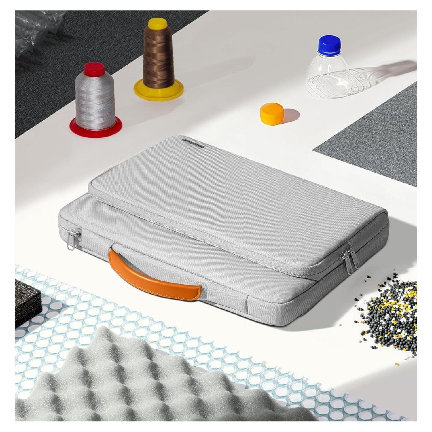Tomtoc Maletín Defender-A14 para 13,5" a 14,4" - Gris-7