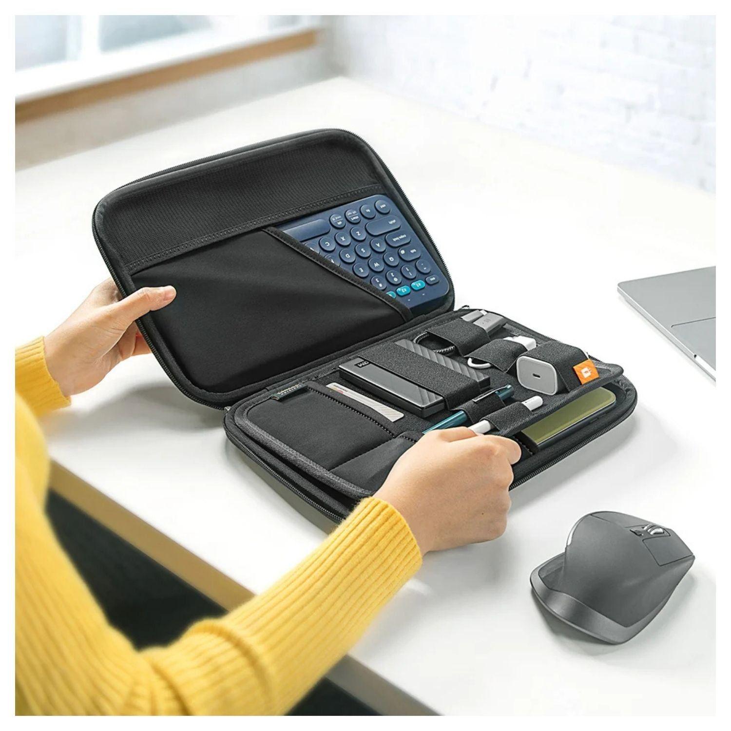 Tomtoc Funda Rígida Portafolio Plus FancyCase-B06 para iPad Air / Pro 11" Gris-4