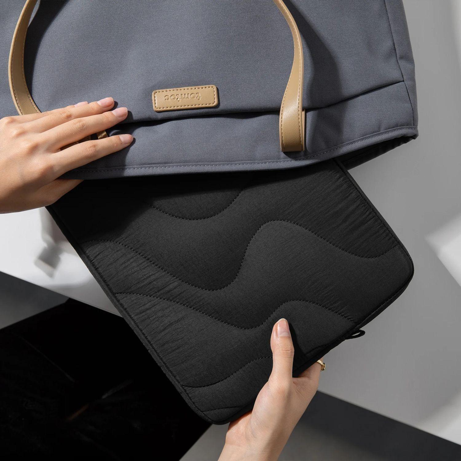Tomtoc Funda Terra-A27 para MacBook Pro 14" Negro-7