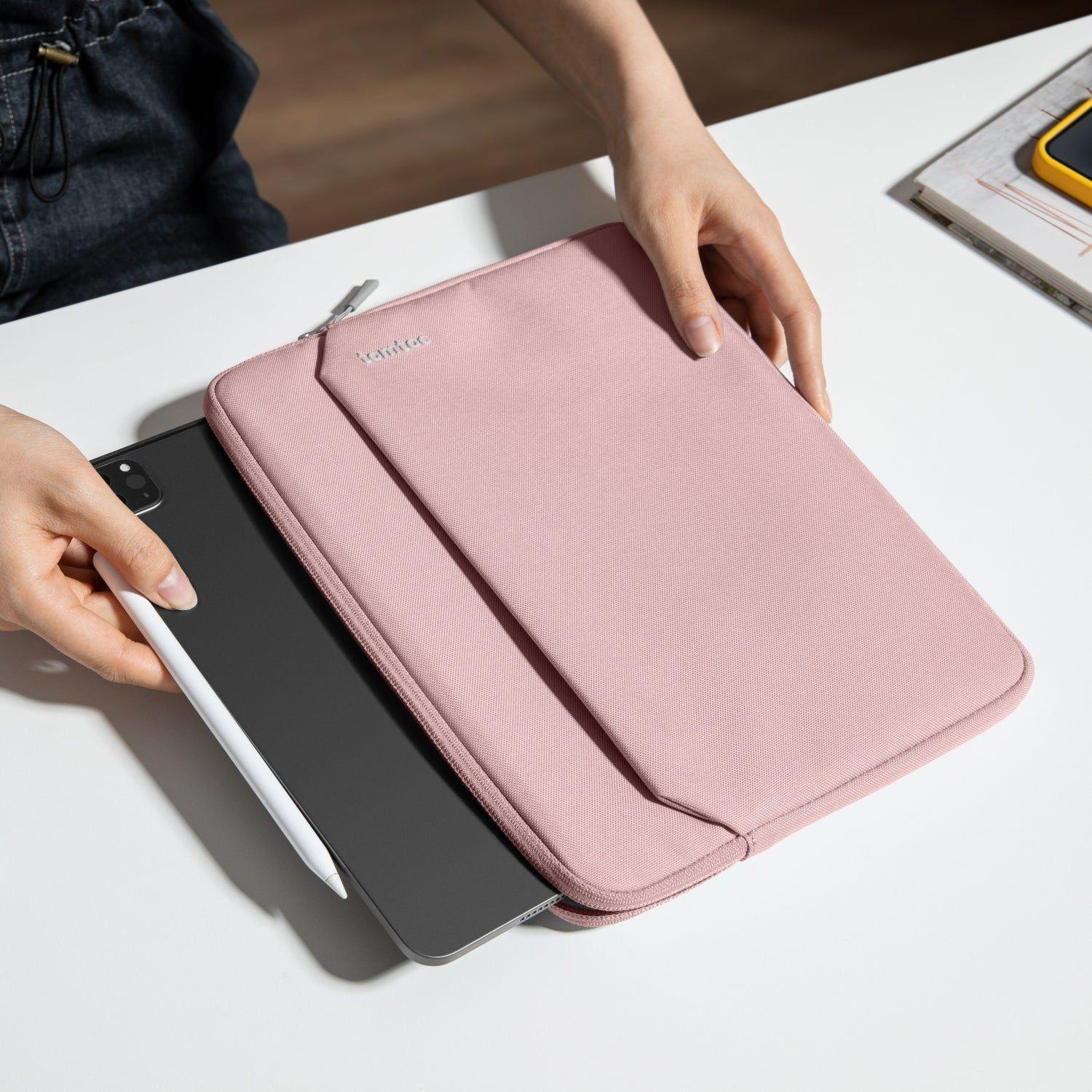 Tomtoc Funda Light-B18 para iPad Pro / Air 11" Rosado-5