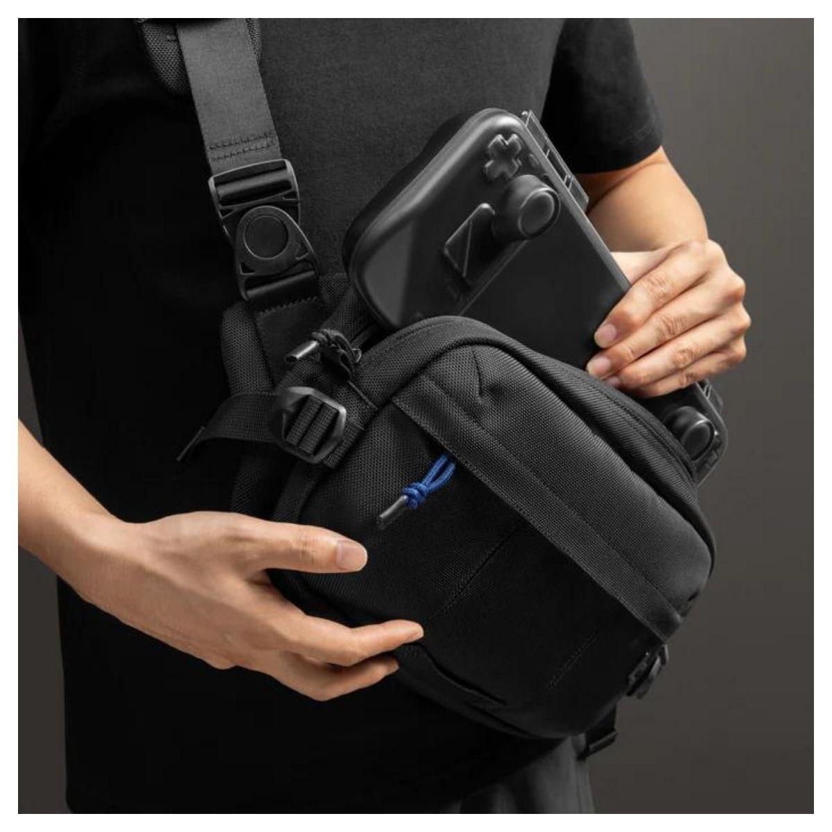 Tomtoc Bolso Sling Wander-T26 para NS/iPad Mini (5.5L) - Negro-3