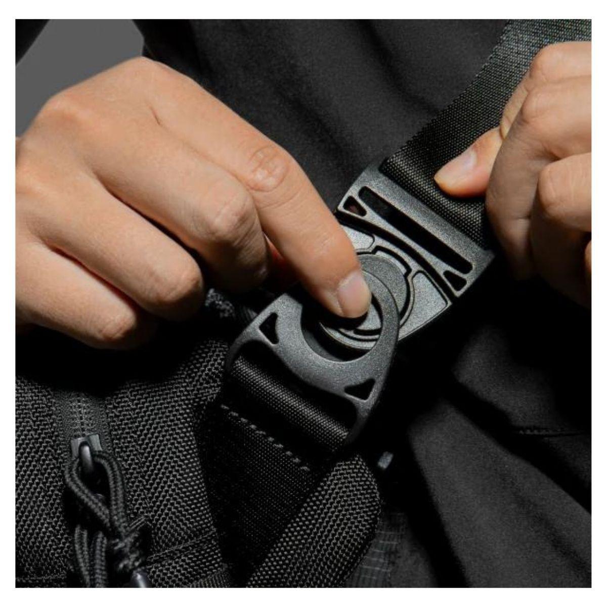 Tomtoc Bolso Sling Wander-T26 para NS/iPad Mini (5.5L) - Negro-5