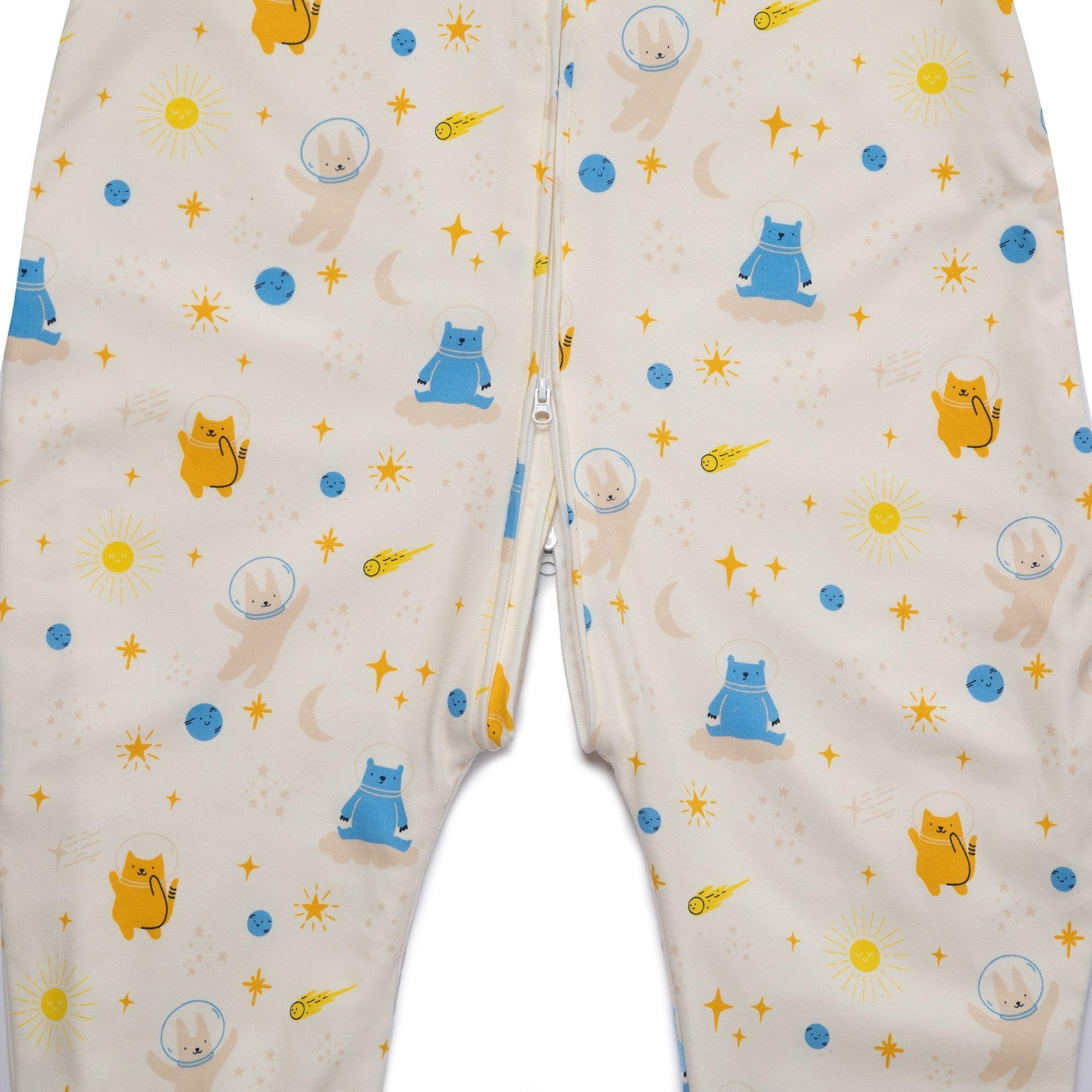 Saco dormir bebé con pies TOG 1.0 Universo Saquito de dormir-3