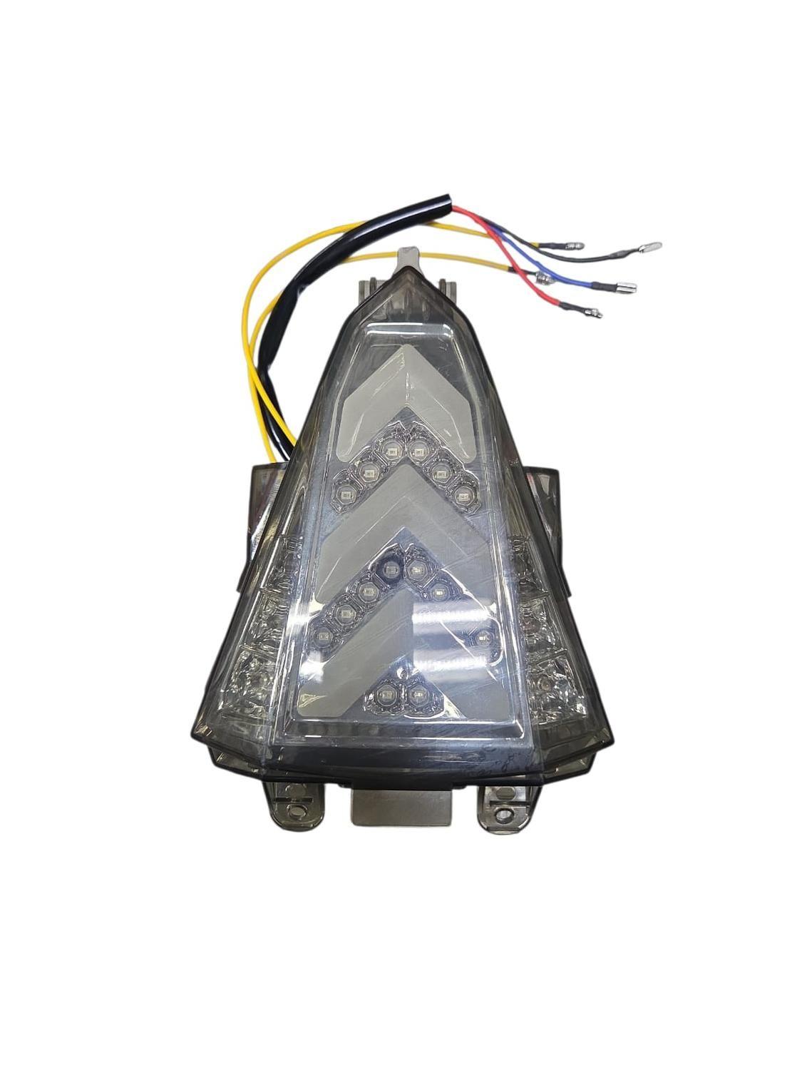 Foco Trasero Para Moto Integrado Yamaha R15 V2-2