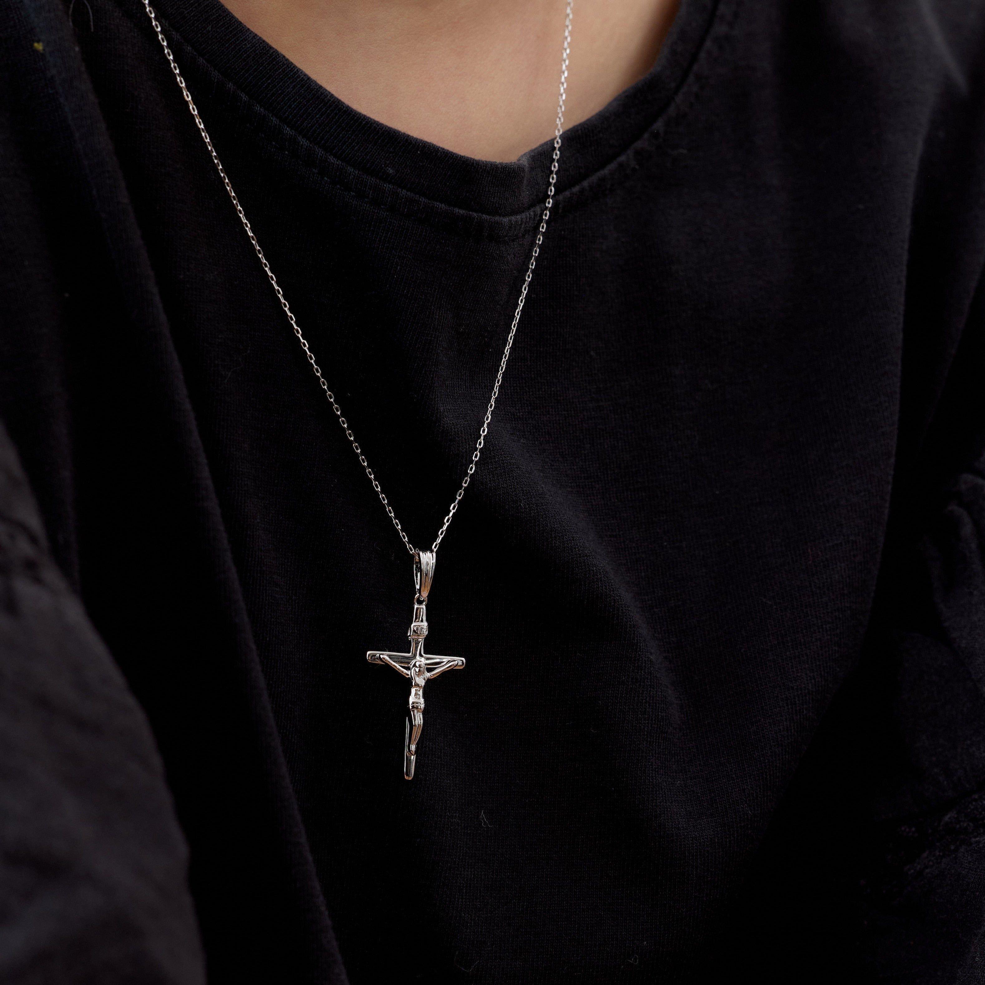 Collar Religioso con una Cruz de 25mm de Plata 925-3