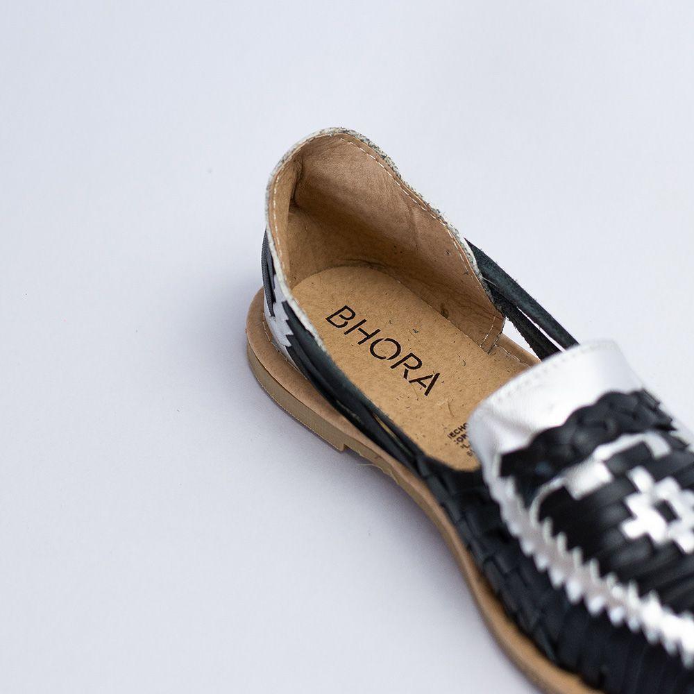 Zapatos de Cuero tejidos Julieta Negro y Plateado-3