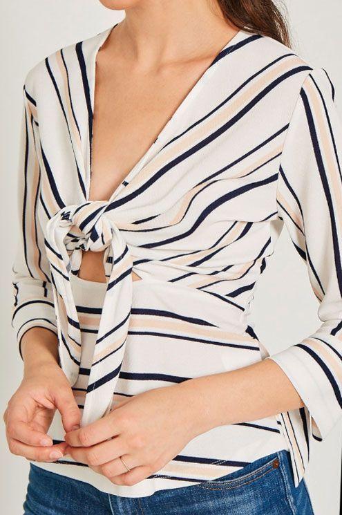 Polera Mujer Rayas con Nudo Frontal y Escote V-3