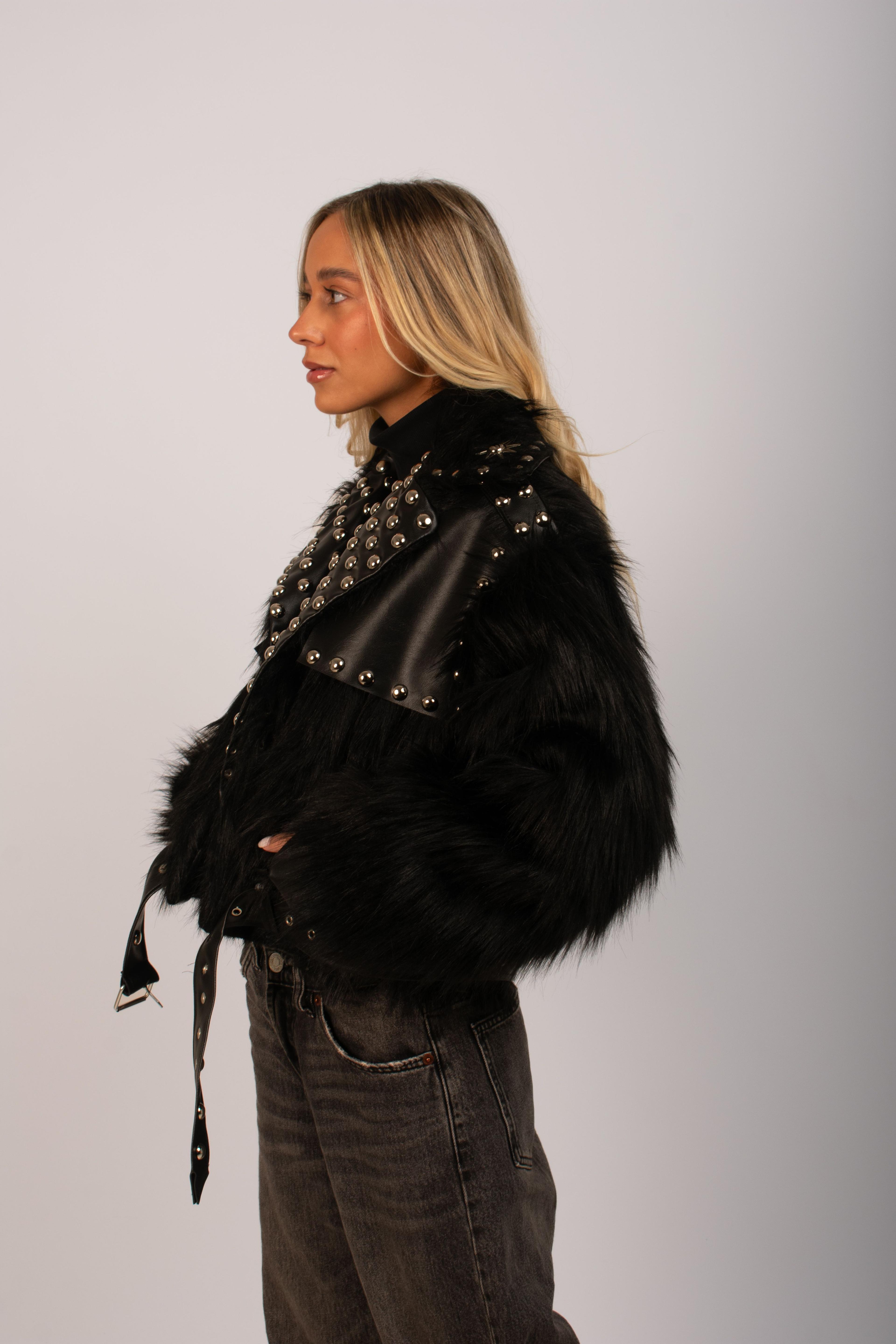 Abrigo Milan Black-1