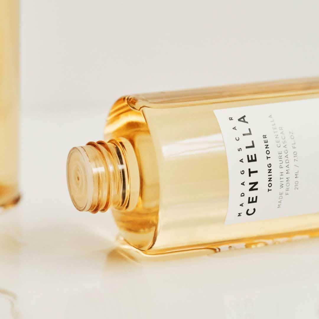 SKIN1004 MADAGASCAR CENTELLA Toning Toner 210ml-2