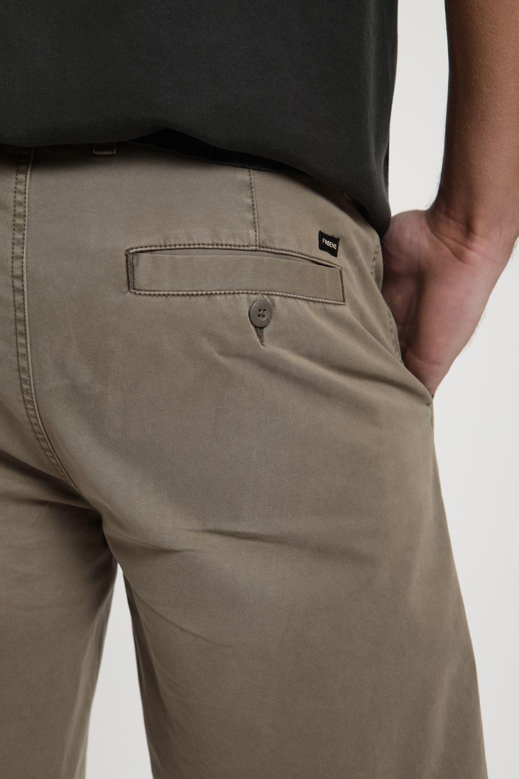 Short hombre Classic taupe Algodón orgánico Froens-2