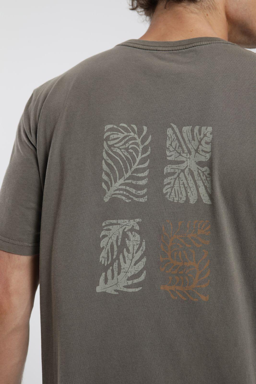 Polera hombre manga corta Hojas café Algodón orgánico Froens-1