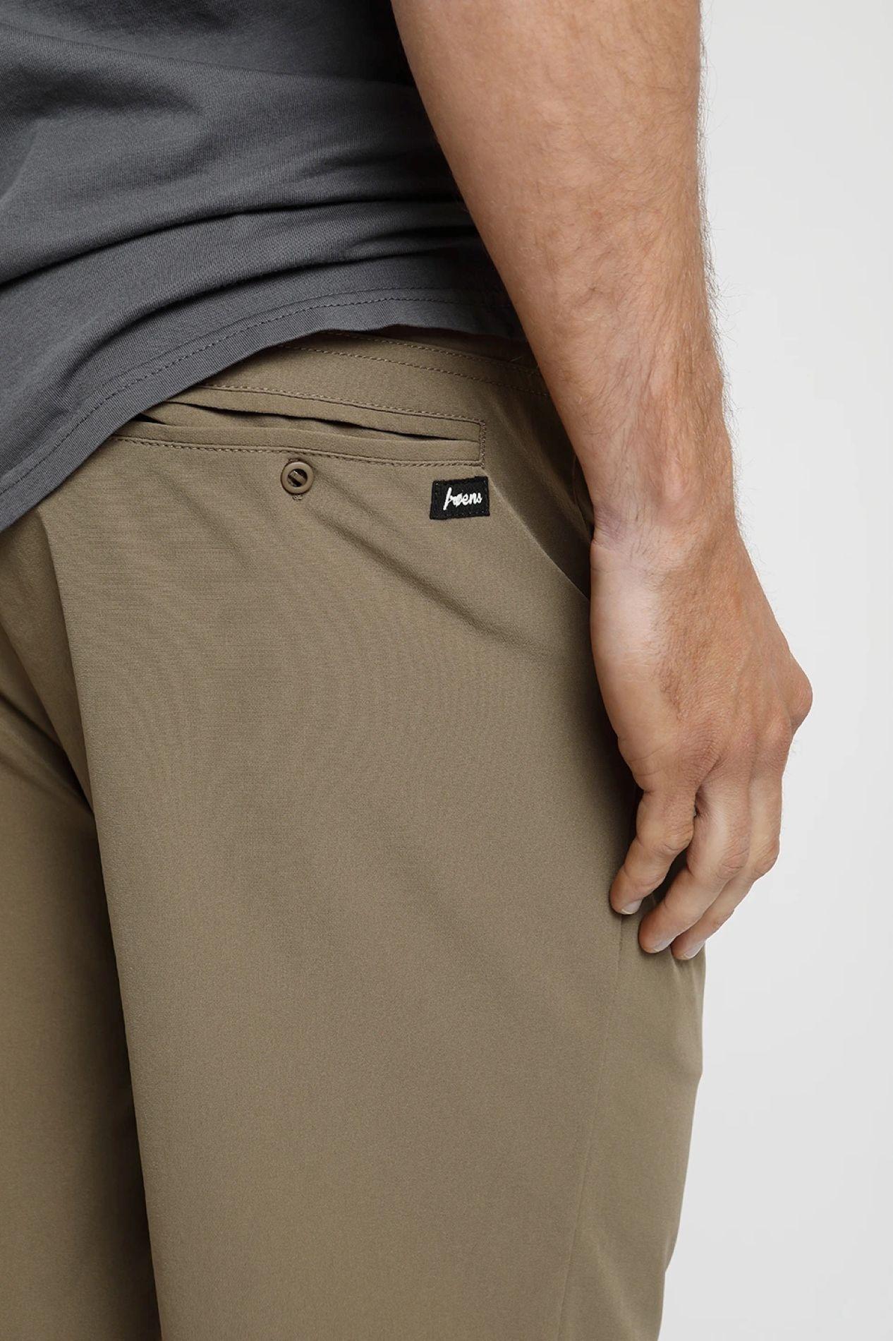 Short hombre Performance taupe -1