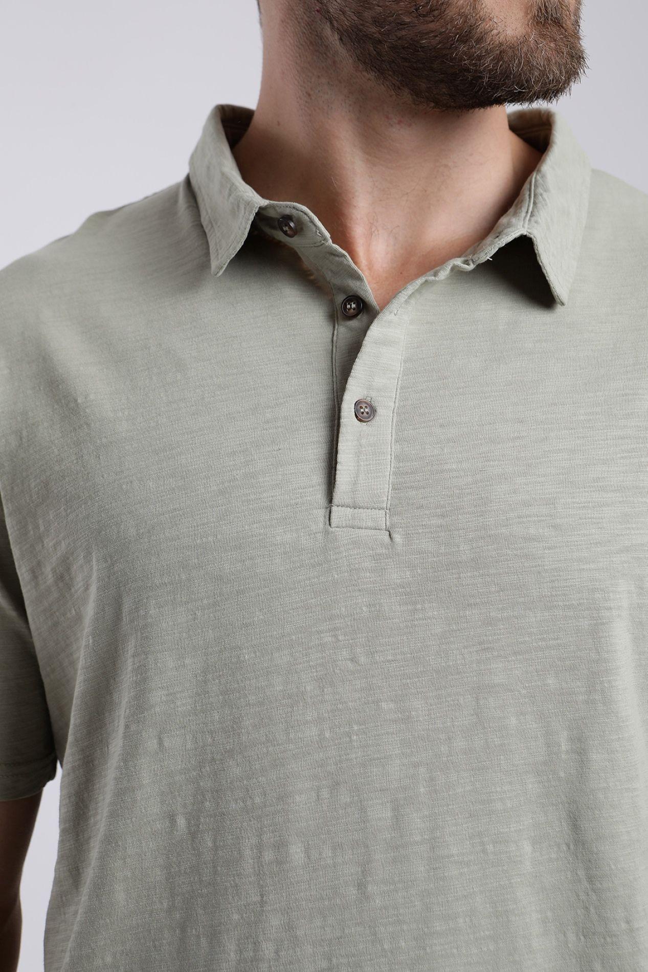 Polera manga corta hombre DT verde  -1