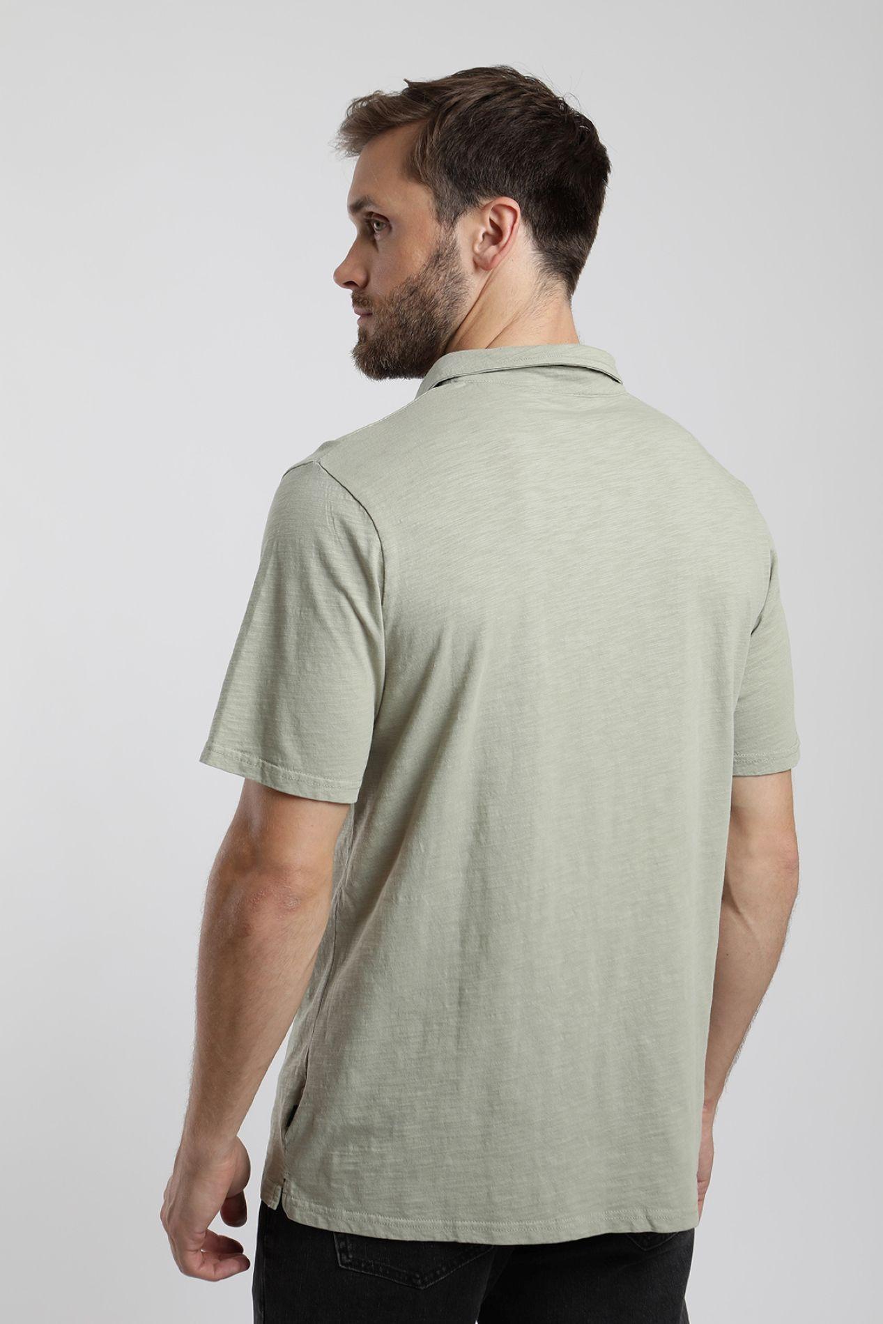 Polera manga corta hombre DT verde  -2