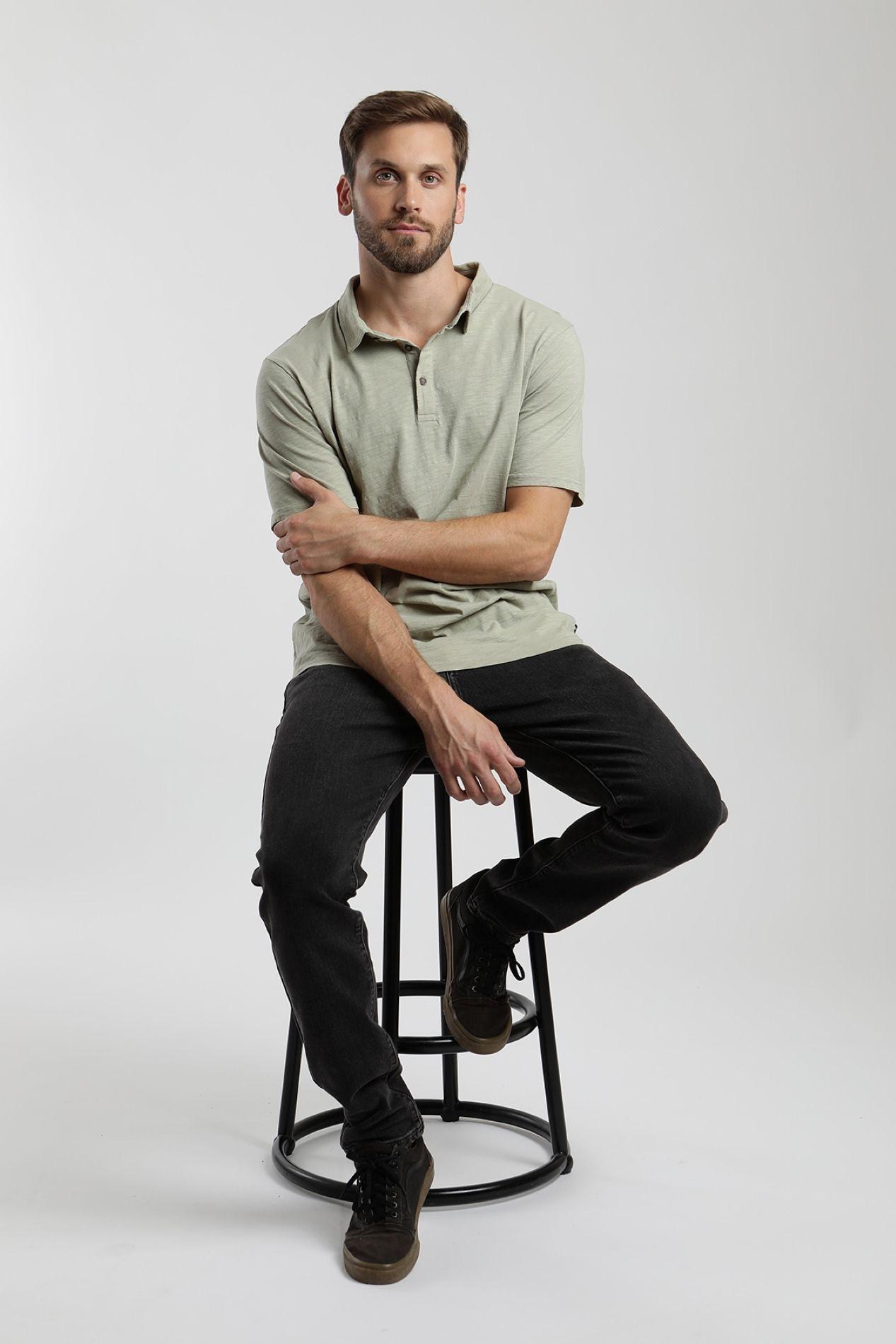 Polera manga corta hombre DT verde  -3