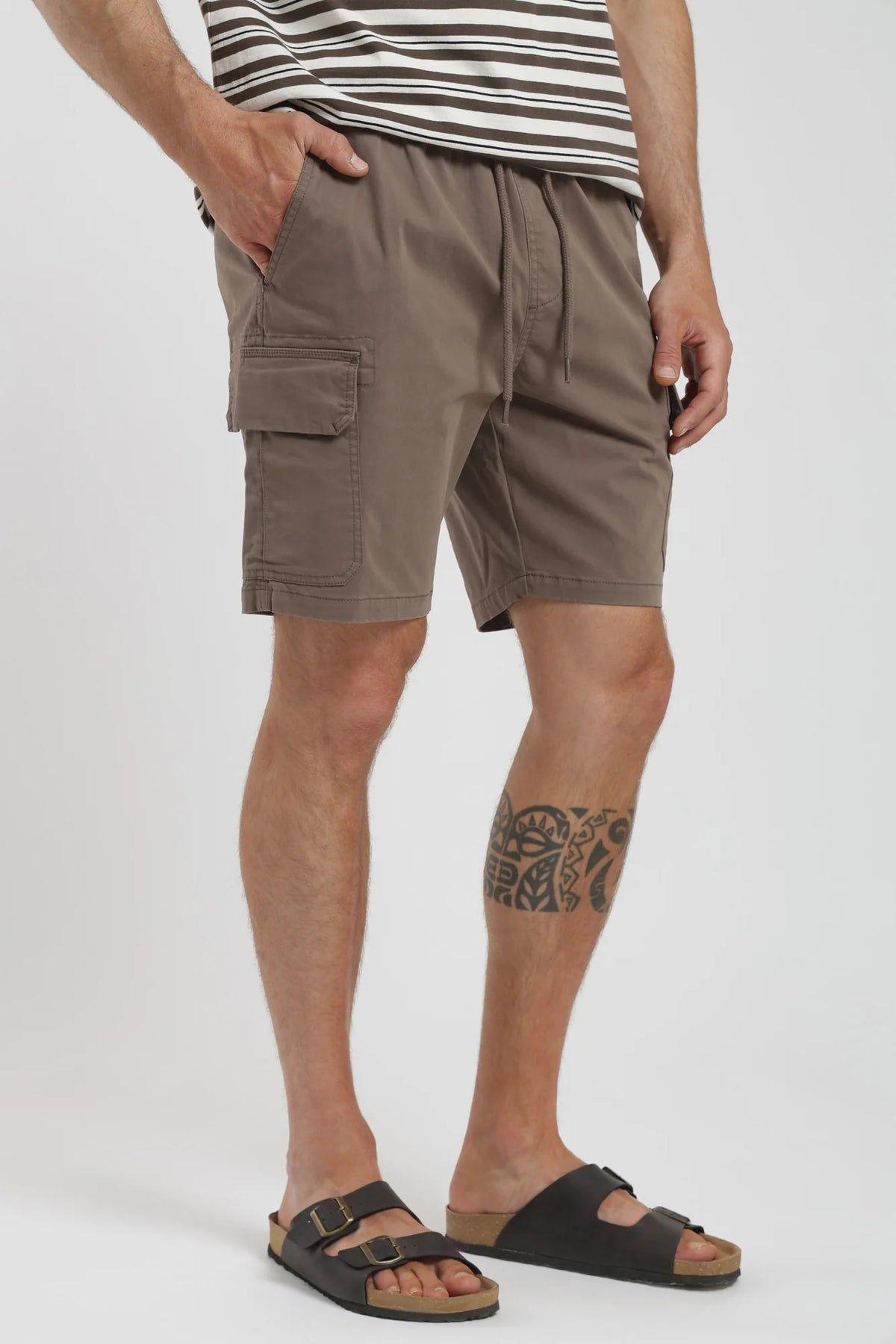 Short hombre travel-0