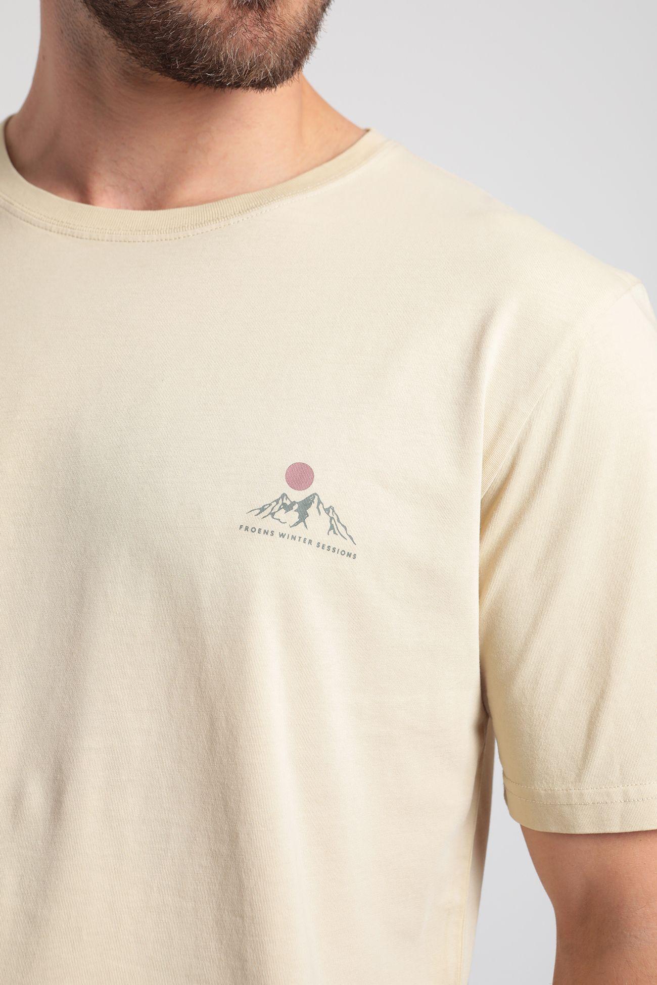 Polera manga corta hombre montaña beige -2