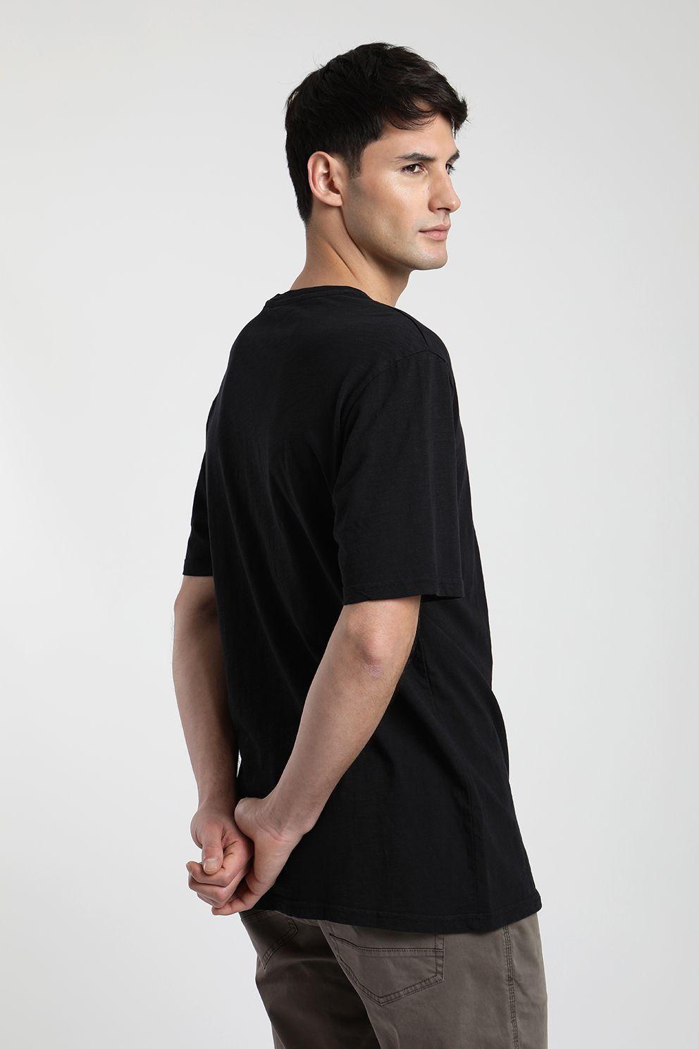 Polera manga corta hombre Mao negro  -1