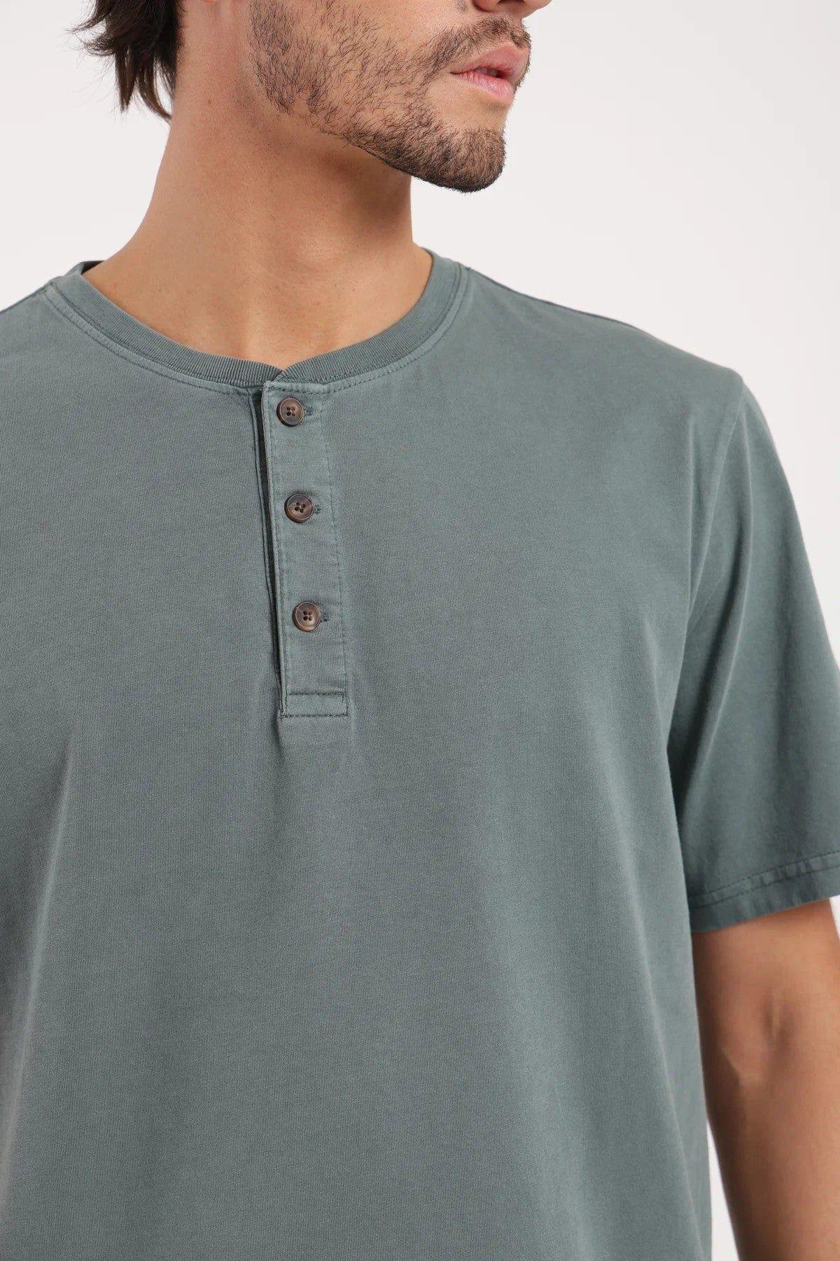 Polera manga corta hombre Mao-2