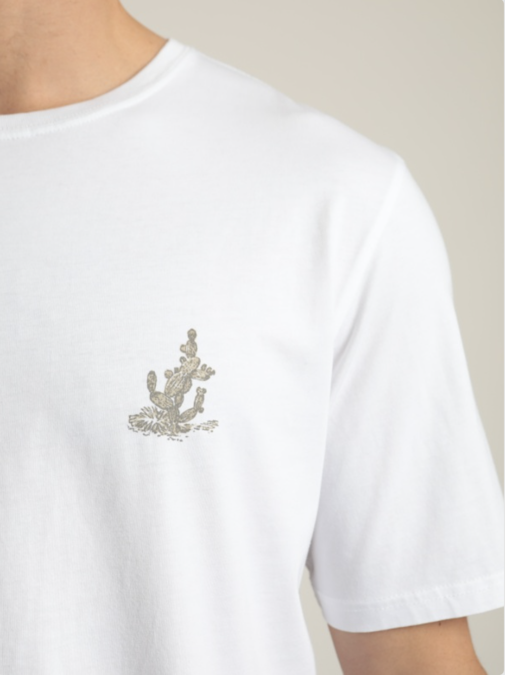 Polera manga corta hombre cactus blanco -1
