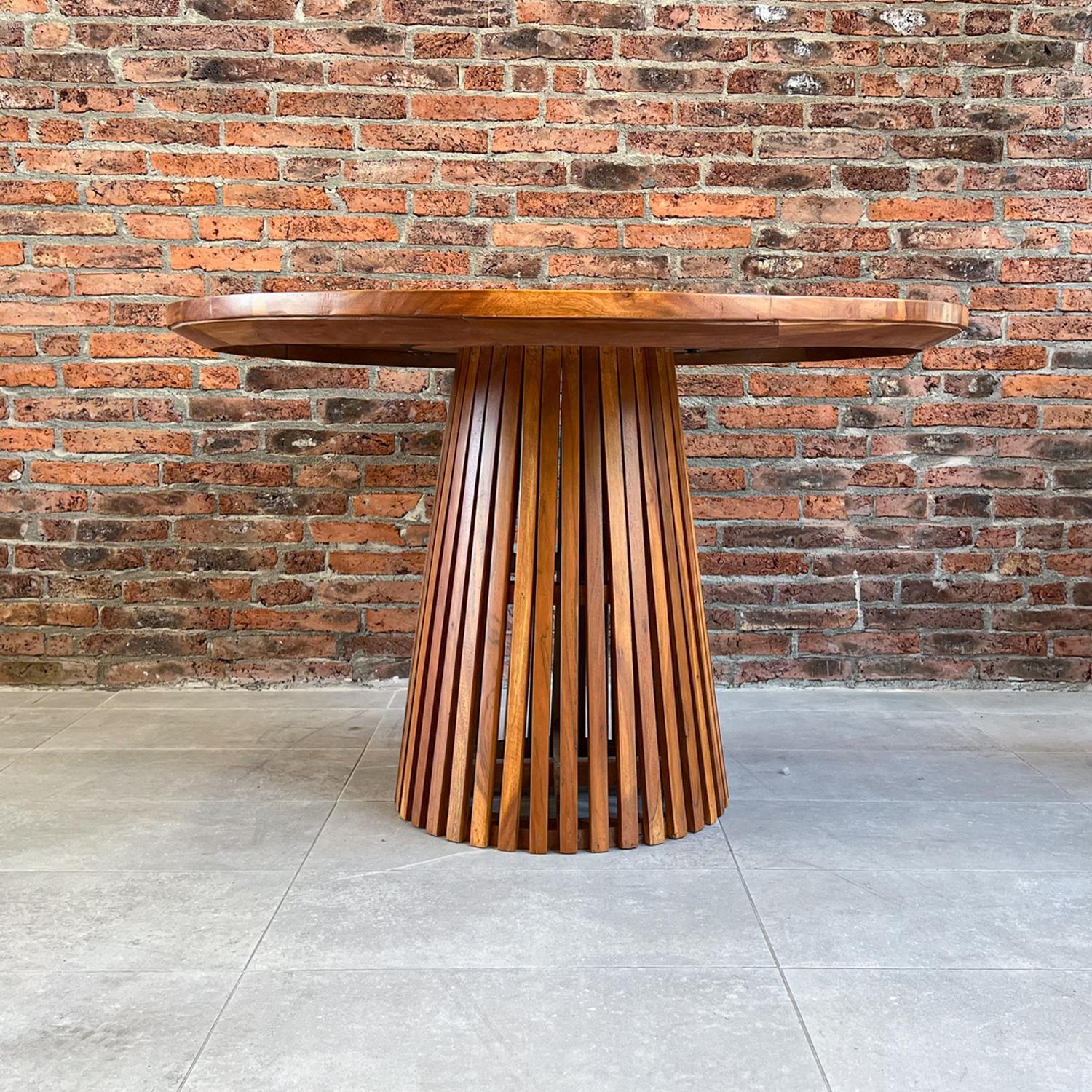 Mesa de Comedor Redonda madera Teca Modelo Bosque-3