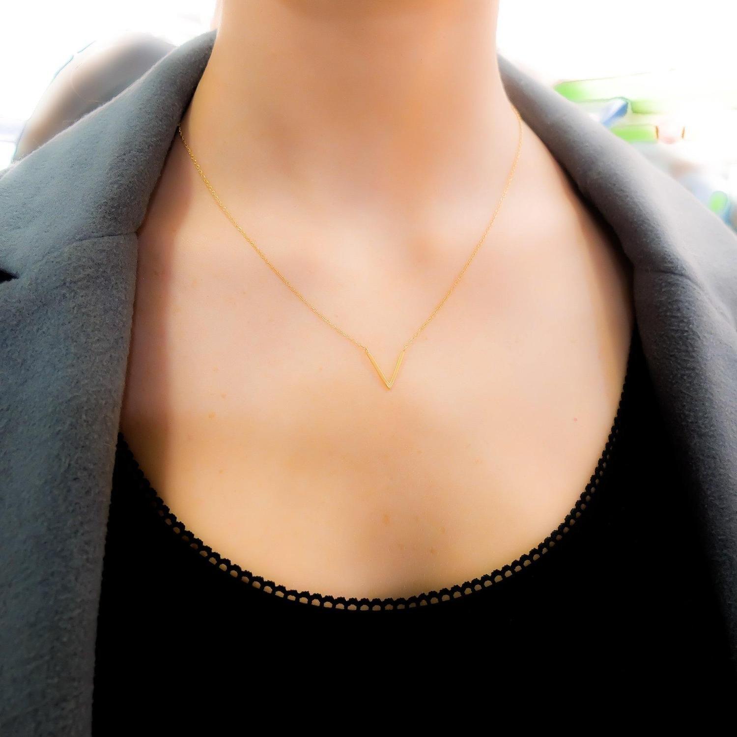 Collar V chica gold-7