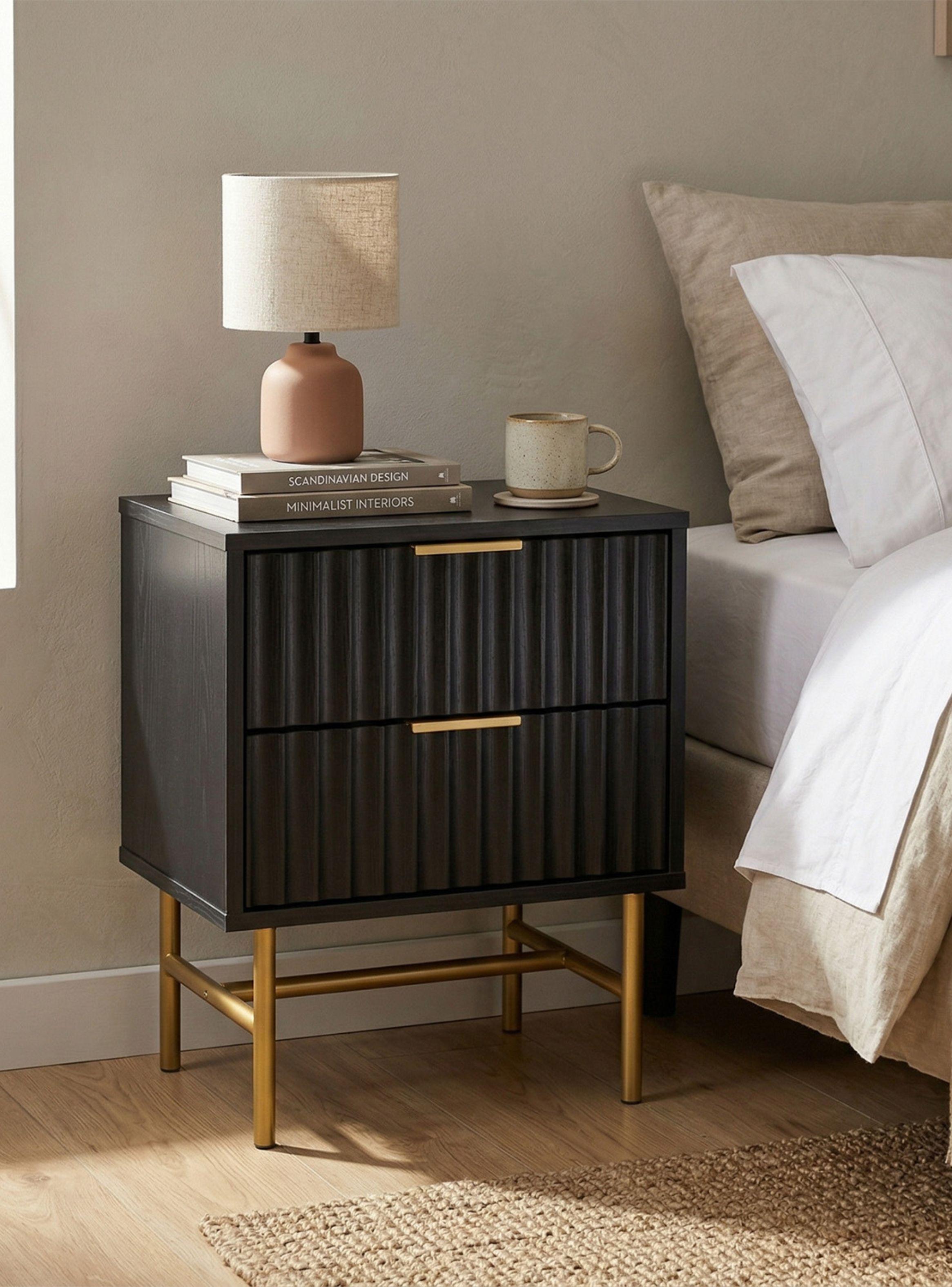 Velador Manhattan Relan Estilo Madera Roble Negra Diseño Acanalado Color Negro y Dorado-1