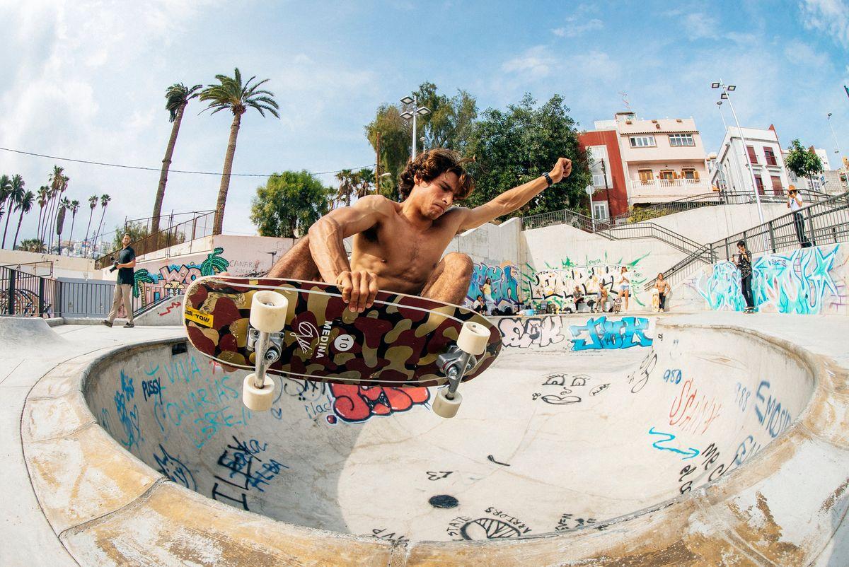 Surfskate Medina Camo 33.5" / Tabla Skate YOW-4