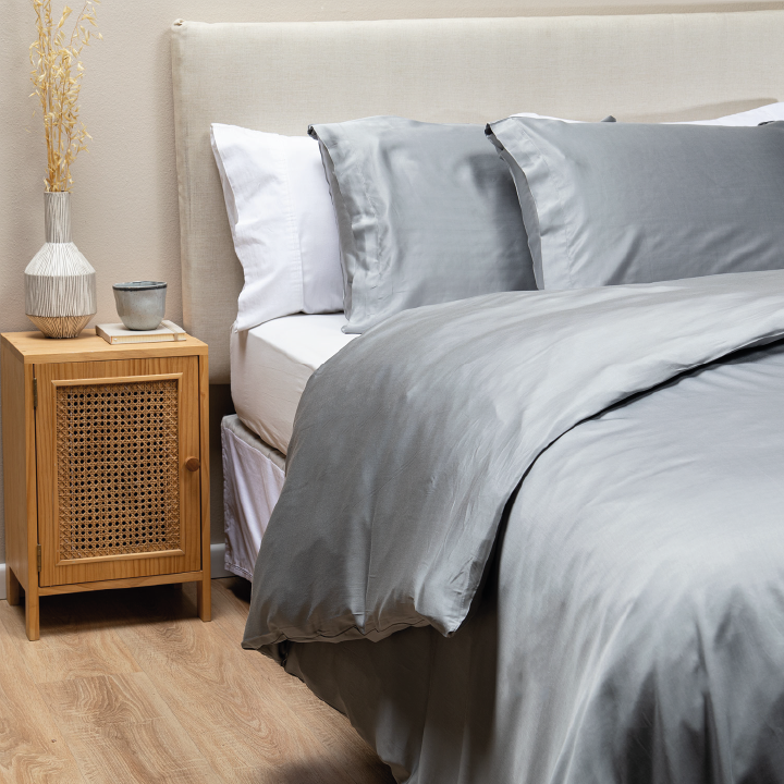 Cubre Plumón Bambú 300 Hilos Gris Queen Relan-0