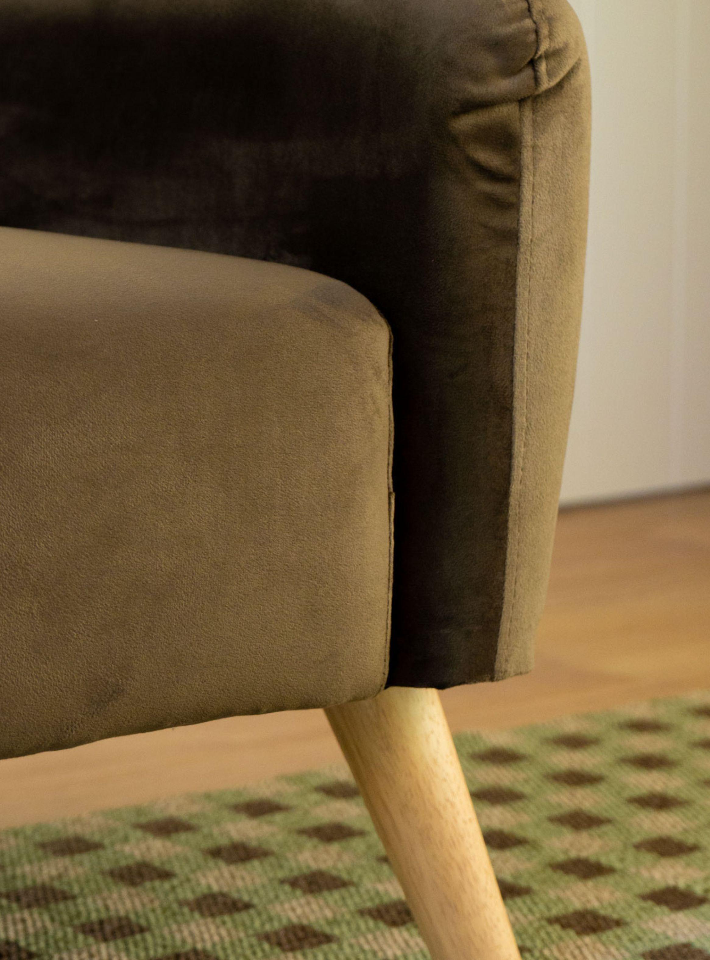 Sofá 2 Cuerpos Nemi Relan Tapizado en Terciopelo Color Café -3