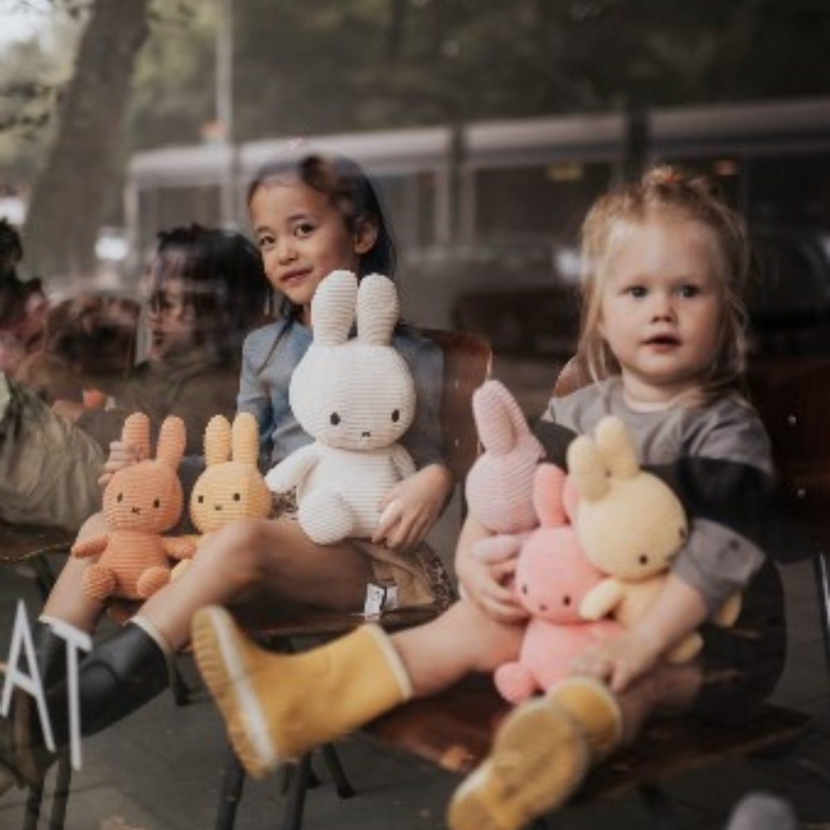 Peluche Miffy Eco Corduroy 70 cm 27.5"-5