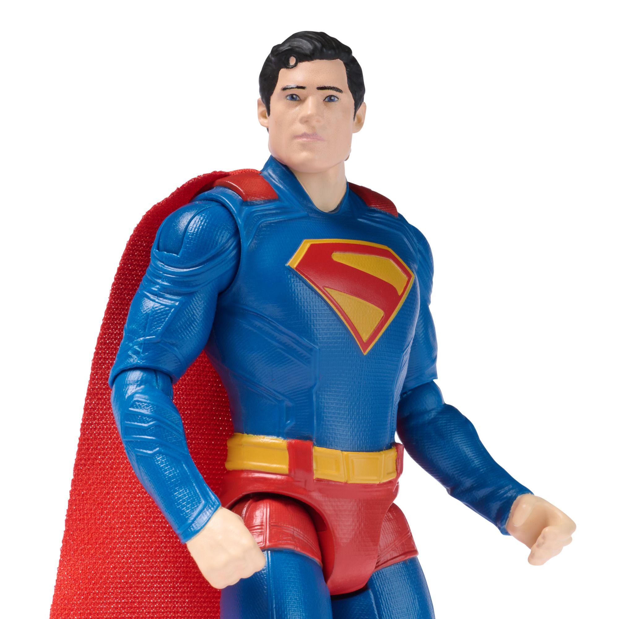 Figura Articulada Superman 15 Cm Con Accesorio DC-3