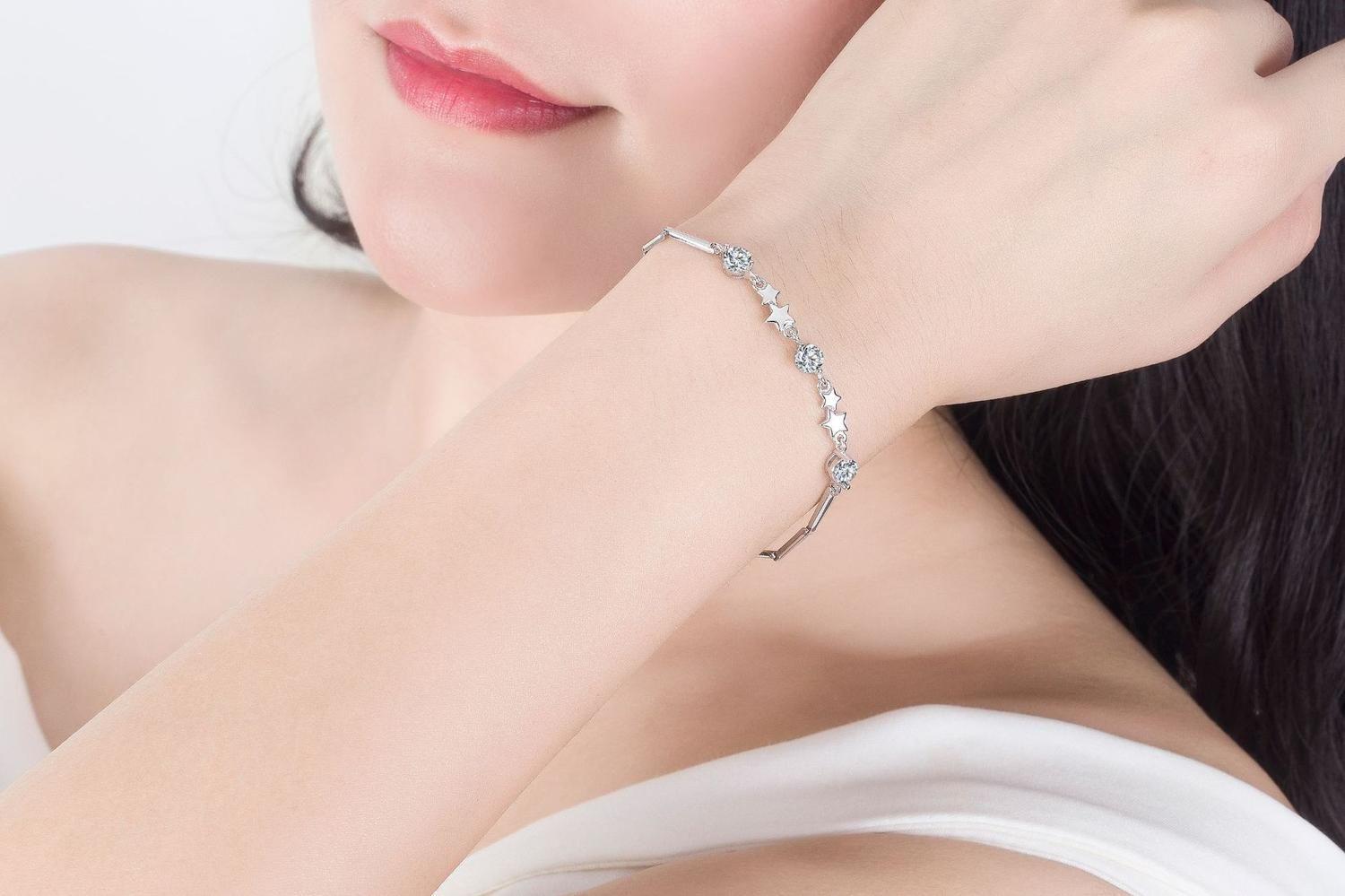 Pulsera Plata 925 Estrellas Ajustable Circones en Oro Blanco-1