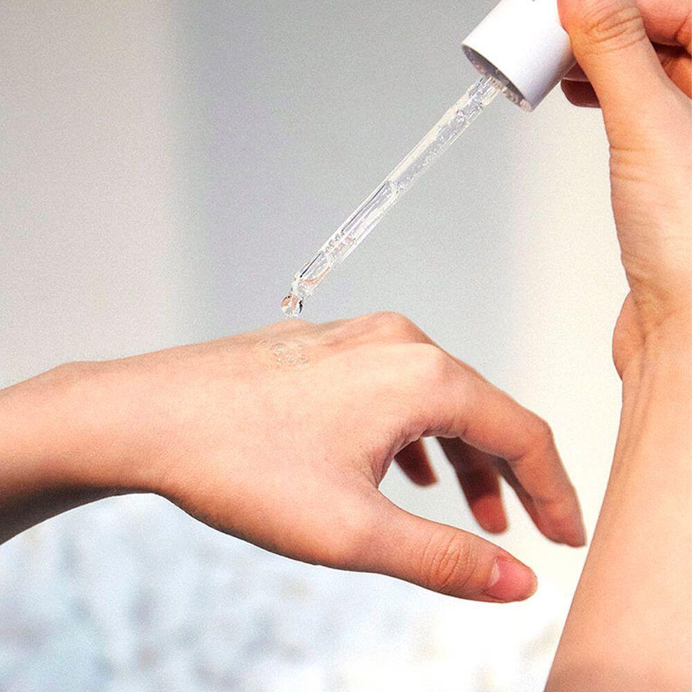 Madagascar Centella Hyalu-Cica First Ampoule (SKIN1004) - 50ml Serum ácido hialurónico y centella -2