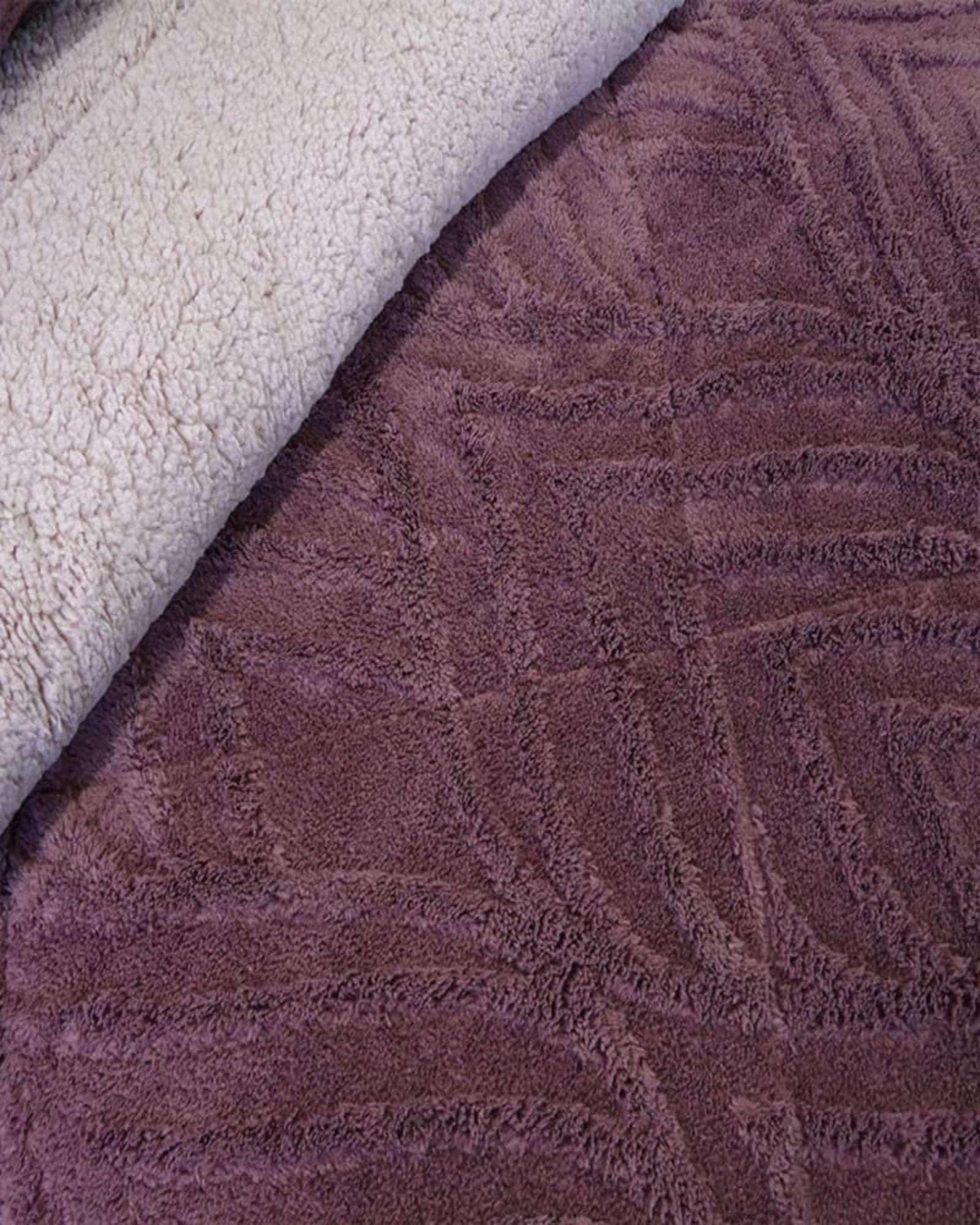Cubrecama Plaza y Media Sherpa Jacquard Deluxe 4-4