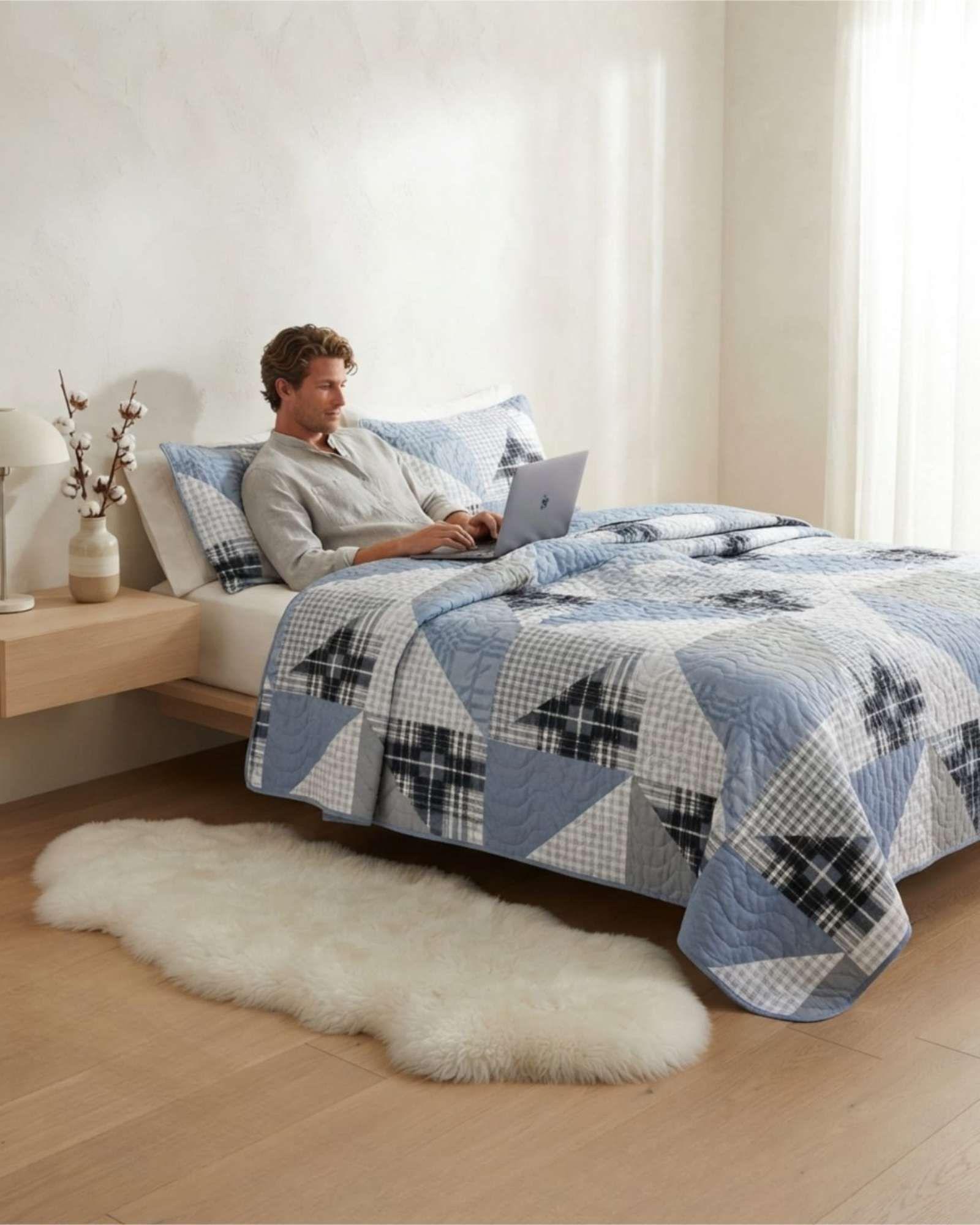 Cubrecama Quilt de Verano King Delgado Ultra Liviano + 2 Almohadas 06-1