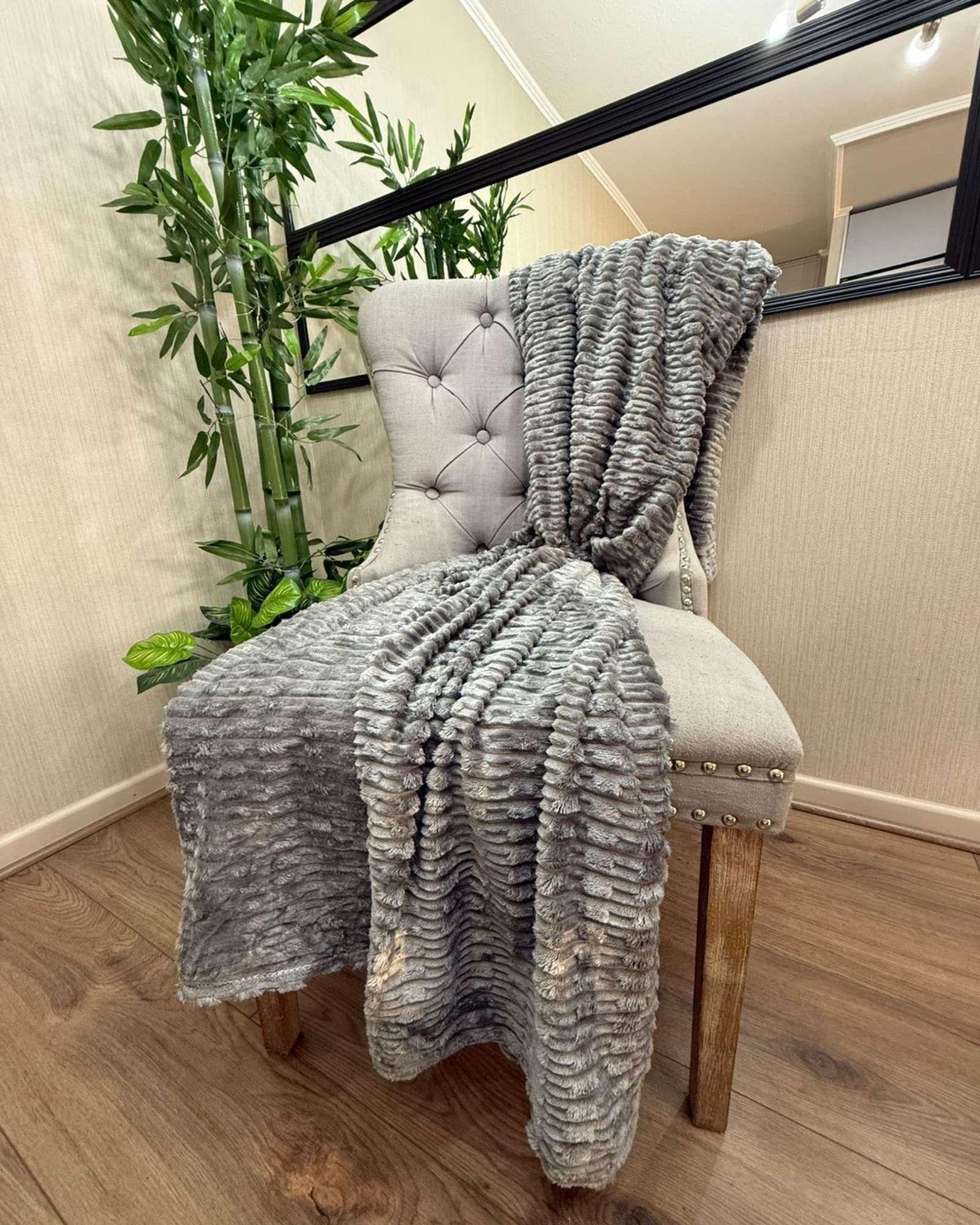FRAZADAS MANTA PLUSH 2 PLAZA 200 X 230 GRIS PLATA-3