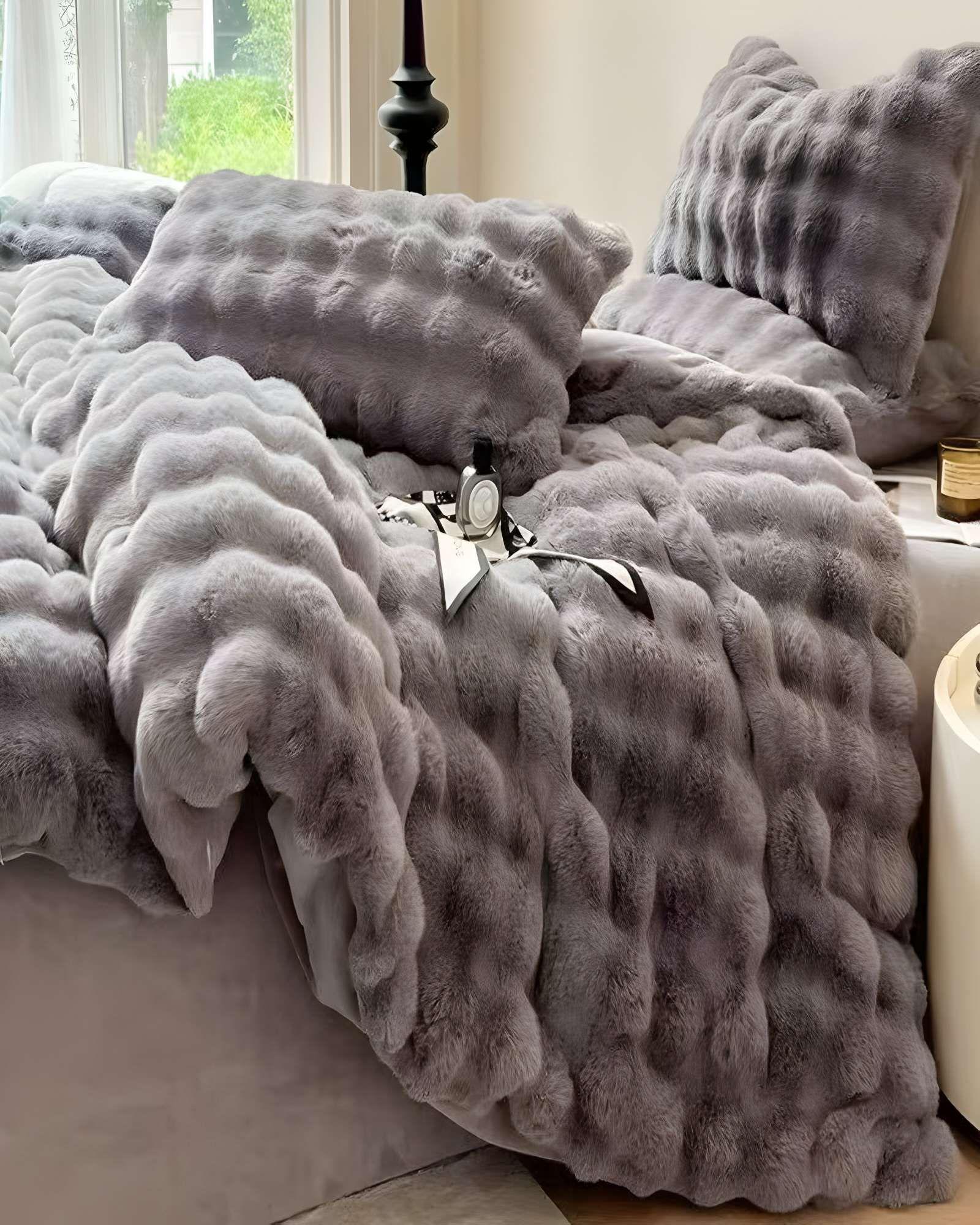 CUBRECAMA PELUDITO CON CHIPORRO GRIS-2