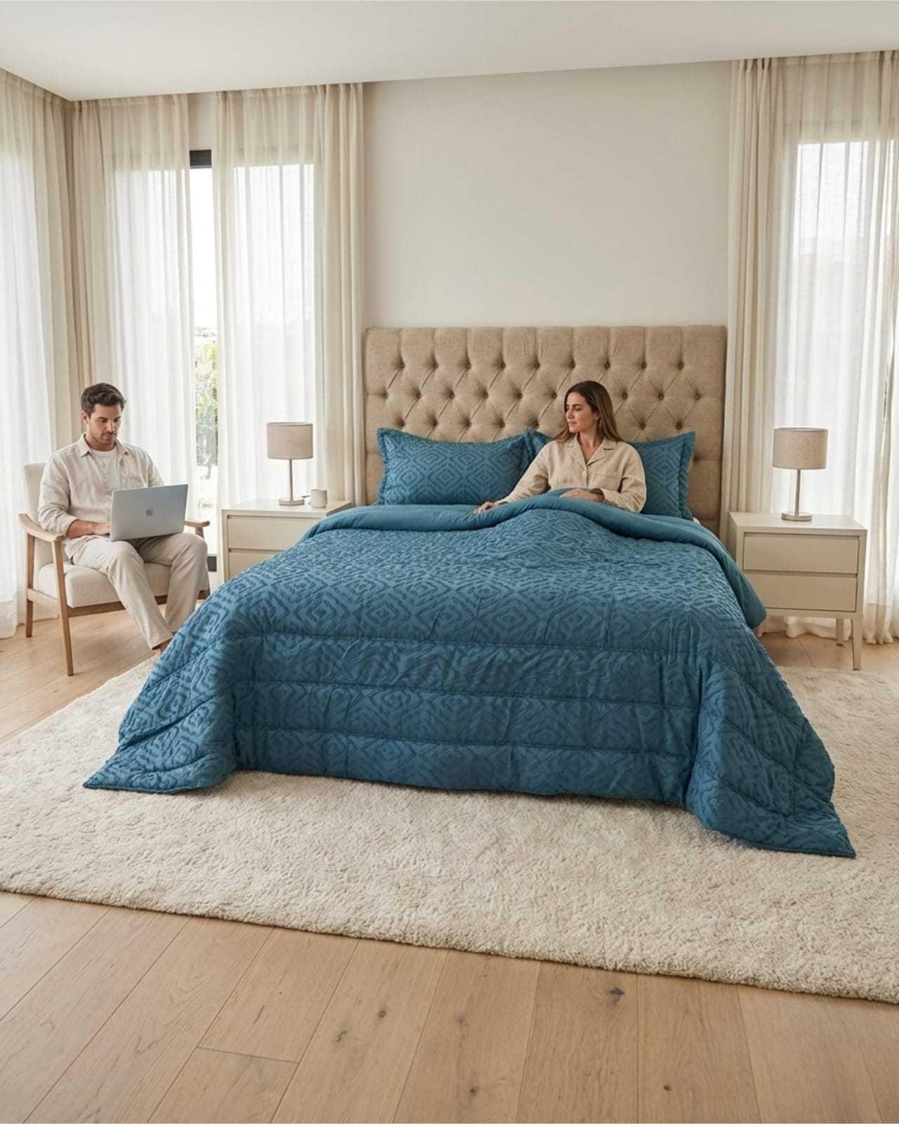 Plumón Ligero Super King Jacquard Sin Costuras azul-4