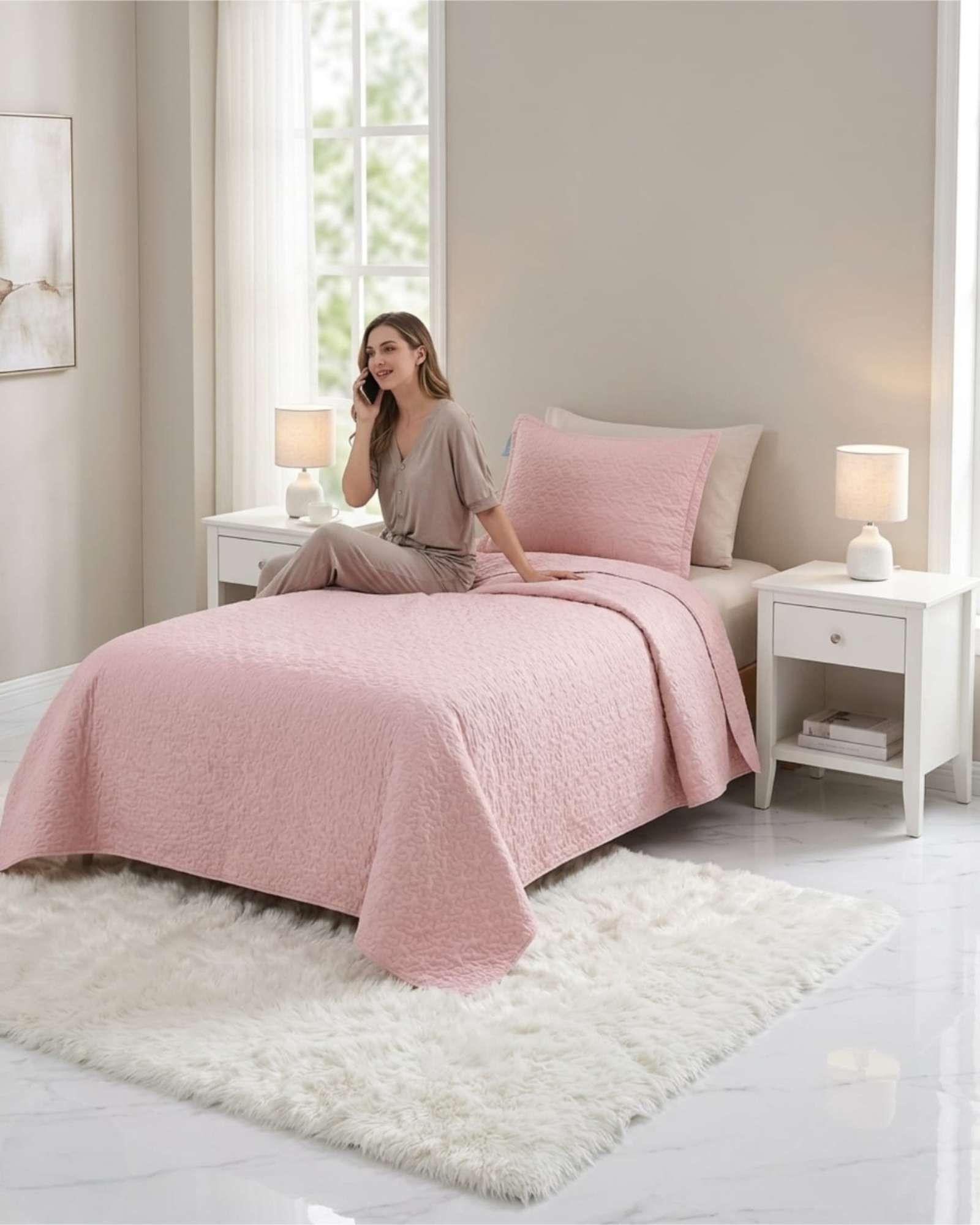 Cubrecama Quilt Verano Plaza y Media Delgado Texturizado Set Con Fundas a1-3