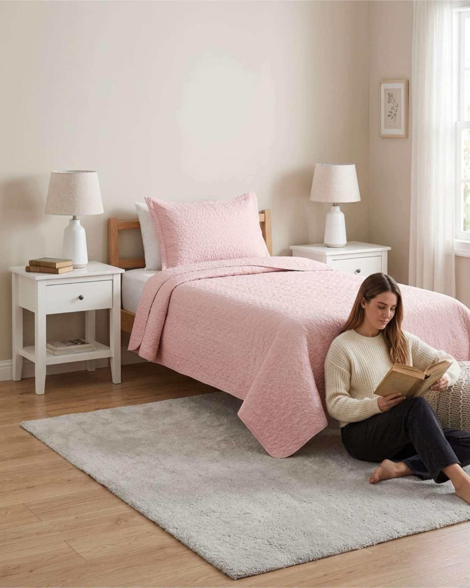 Cubrecama Quilt Verano Plaza y Media Delgado Texturizado Set Con Fundas a1-4