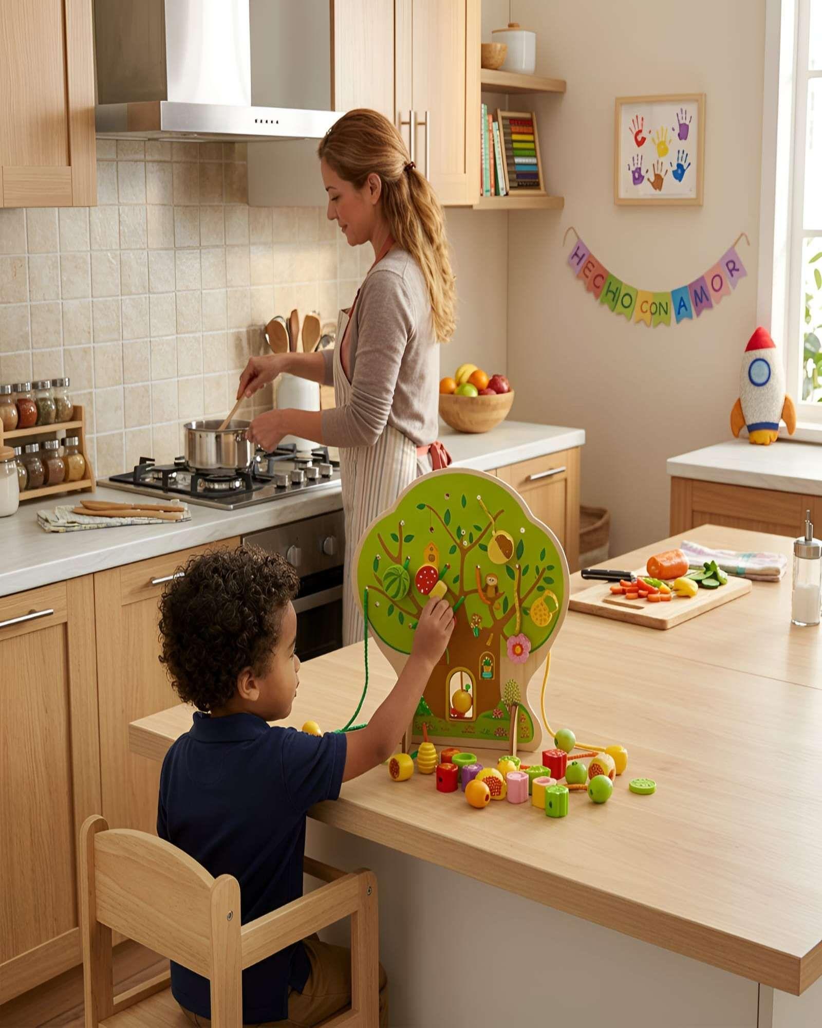 Juego de Enhebrado de Madera Árbol Montessori con Piezas de Frutas y Animales-2