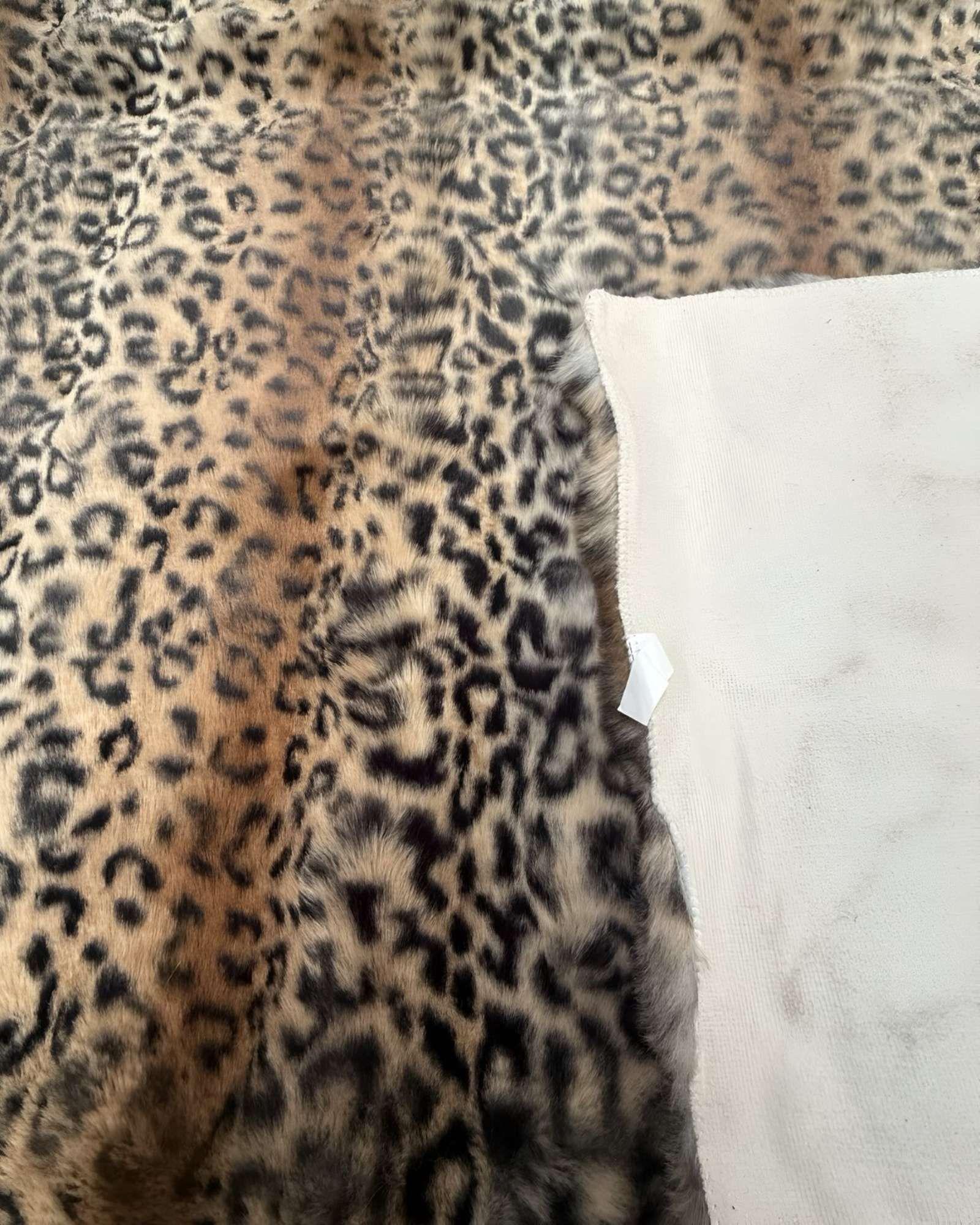 ALFOMBRAS IMITACIÓN PIEL DE CONEJO ANIMAL PRINT CAFÉ-2
