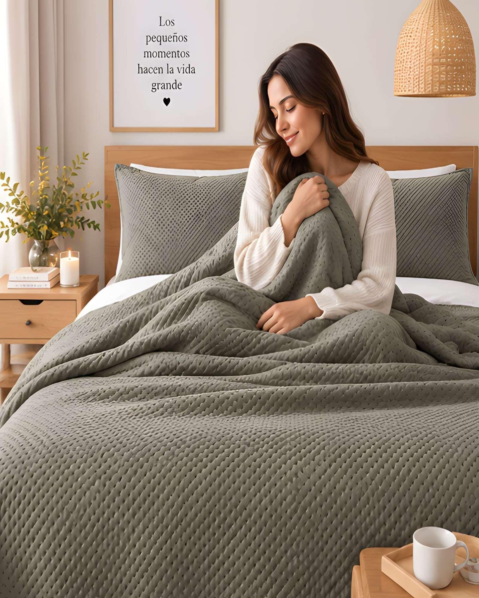 Quilt Cádiz Ultra Soft Mashini 2 Plazas  220 x 240 cm  03-2