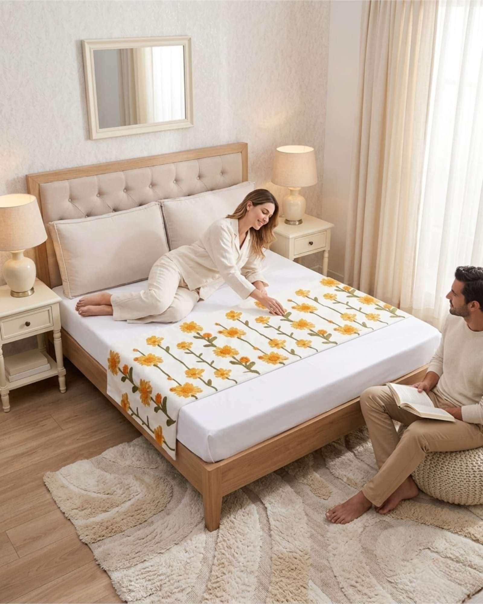 Piecera de Cama Texturizada con Bordado Botanico P6-0