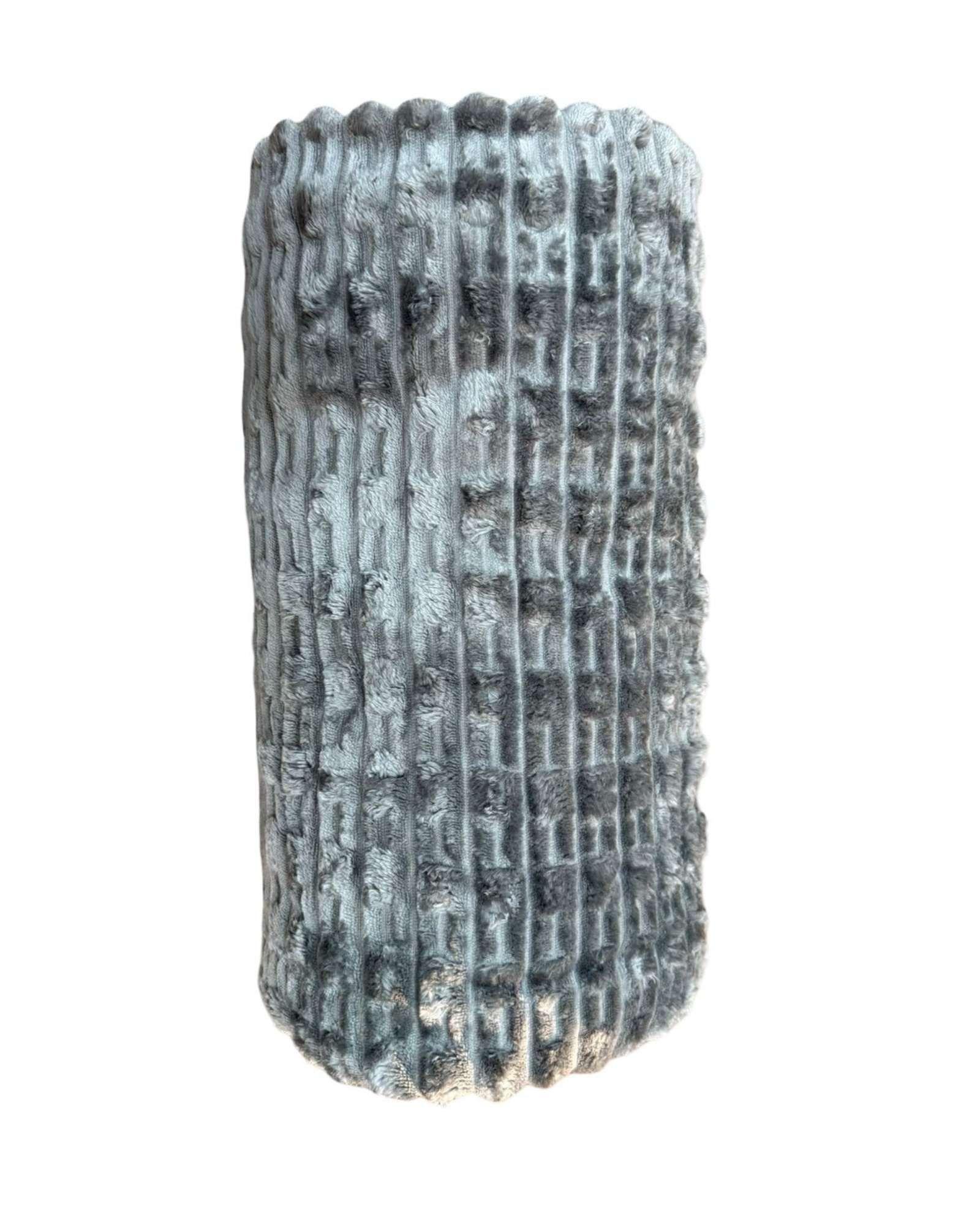 FRAZADAS MANTA PLUSH PLAZA Y MEDIA 150 X 200 GRIS PLATA-1