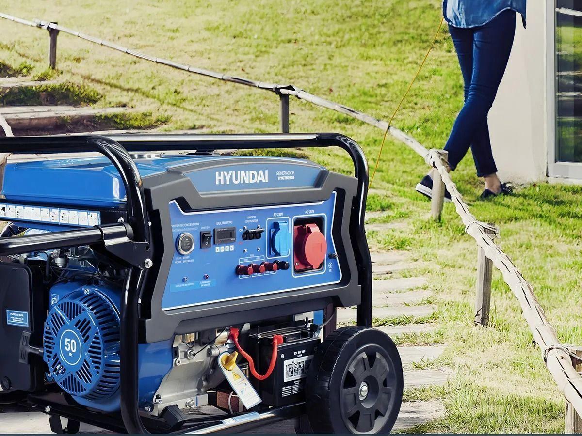 Generador Eléctrico Hyundai Bencinero Partida Eléctrica 8300W-3