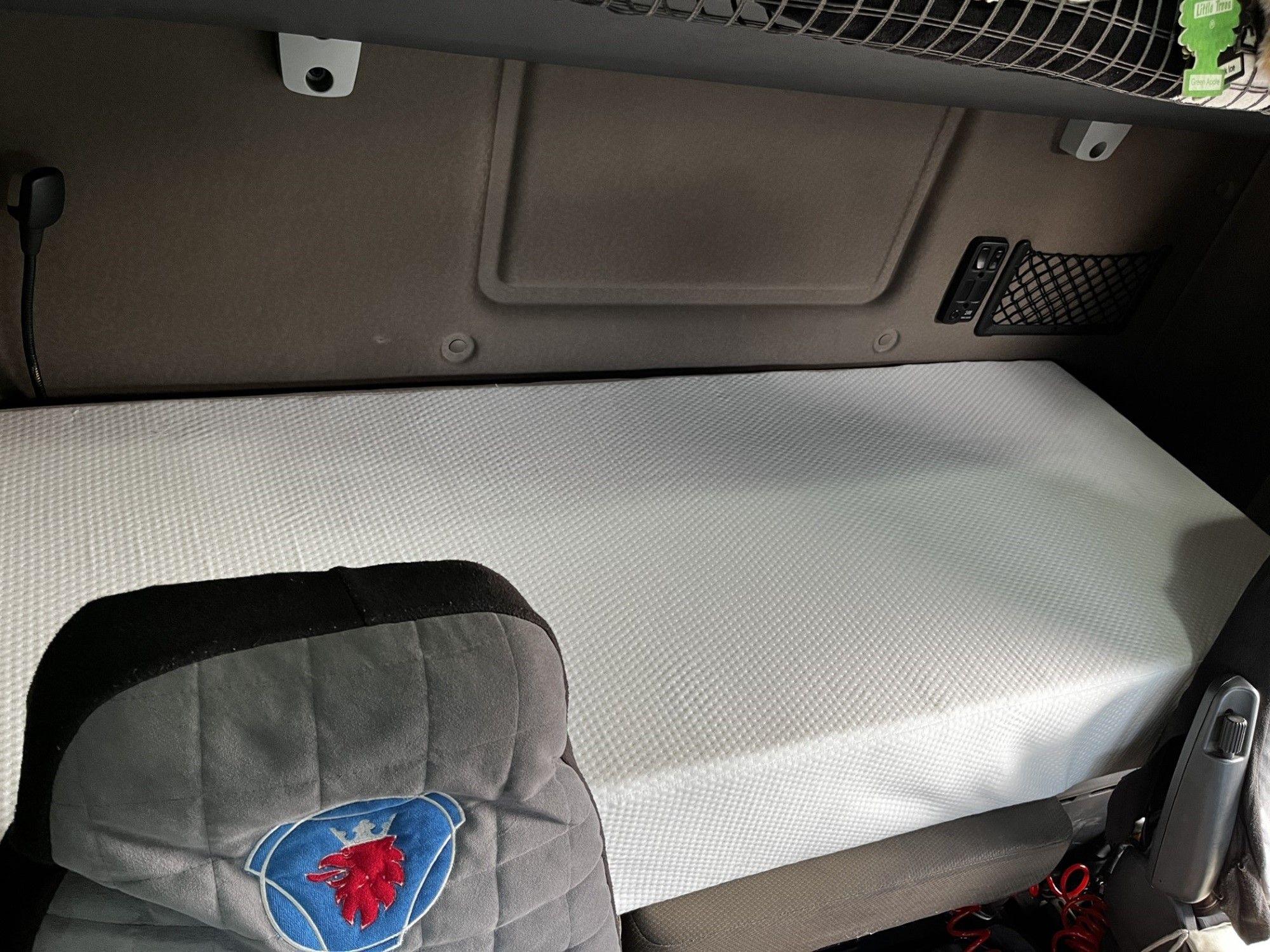 COLCHON TRANSPORTISTA 70 X 190 CM-4